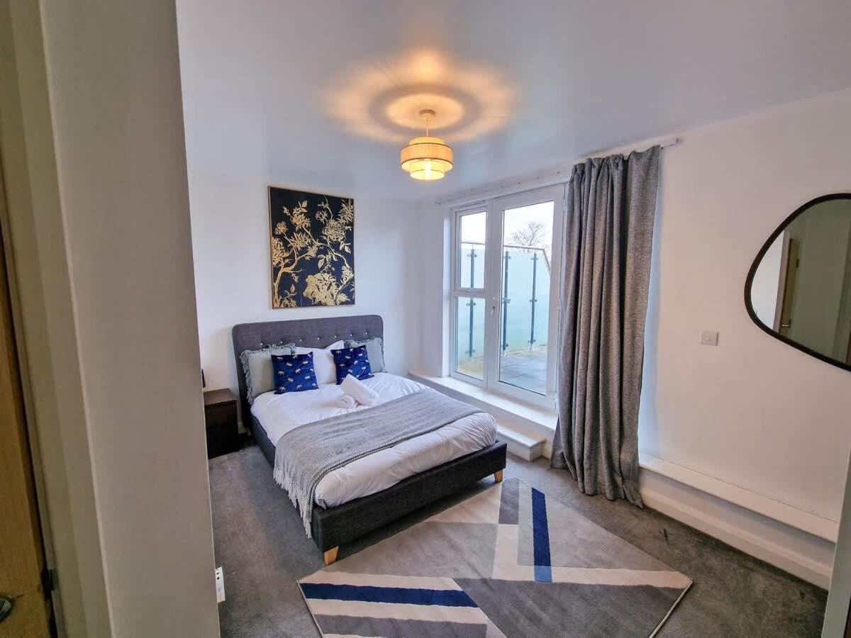 Lovely 3 Bed Close To Centre By Superhost Apartment Manchester