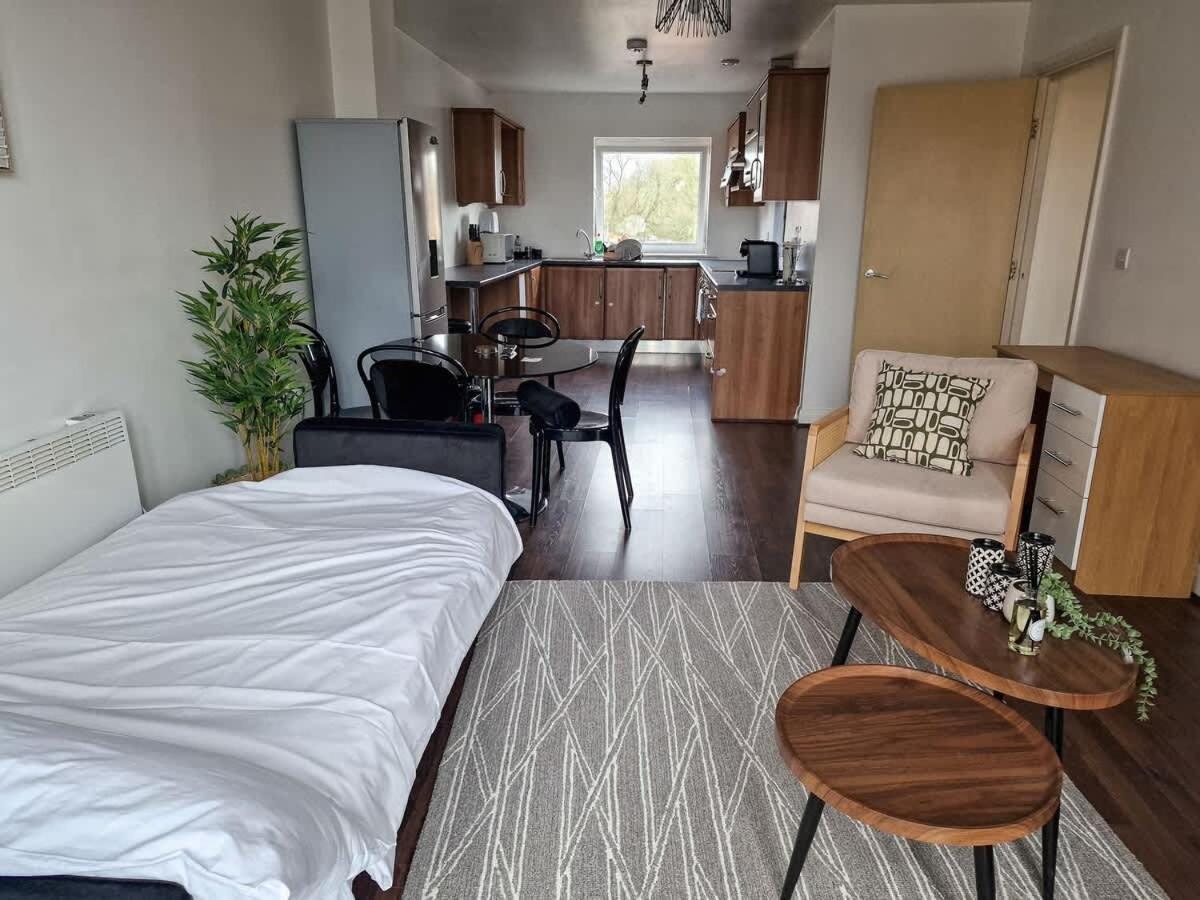 Lovely 3 Bed Close To Centre By Superhost Manchester