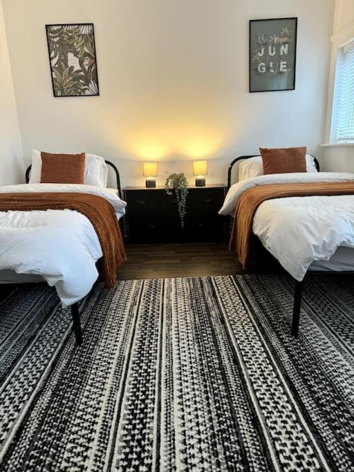 Modern 4-bed House Free Parking Walking Distance To Coop Live , Etihad, Ancoats And Centre