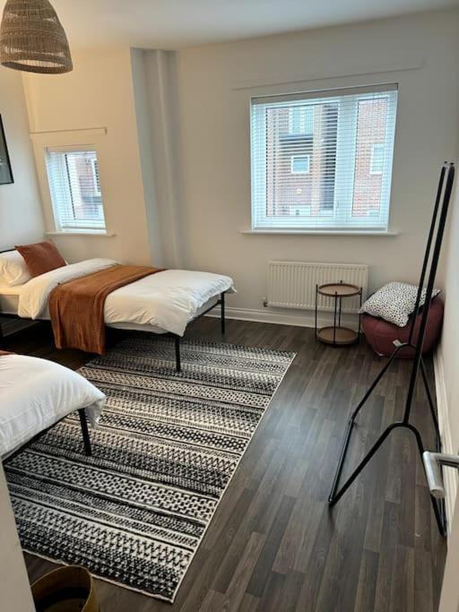 Modern 4-bed House Free Parking Walking Distance To Coop Live , Etihad, Ancoats And Centre * Manchester