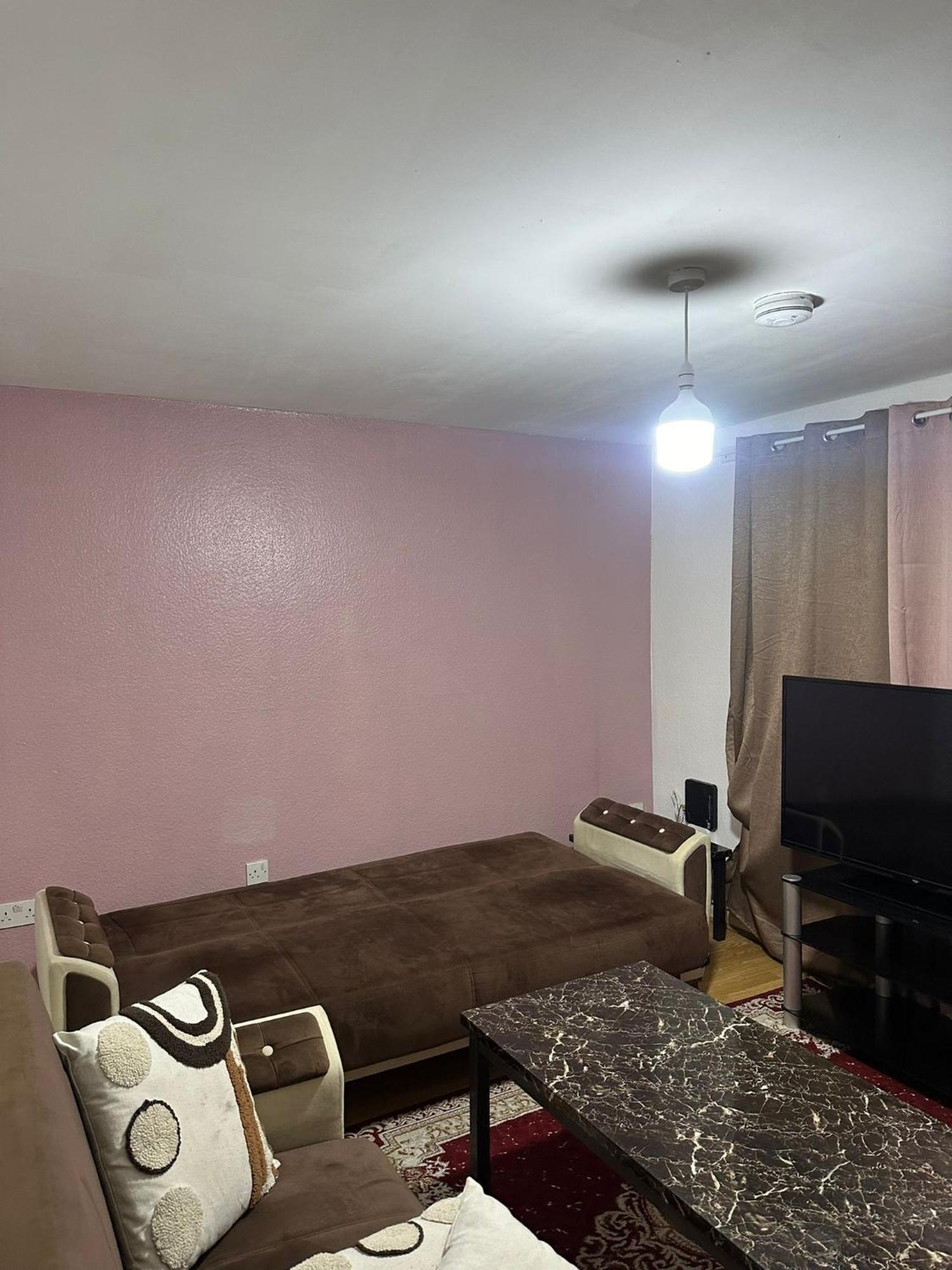 Lively 1 Bed Flat * Manchester