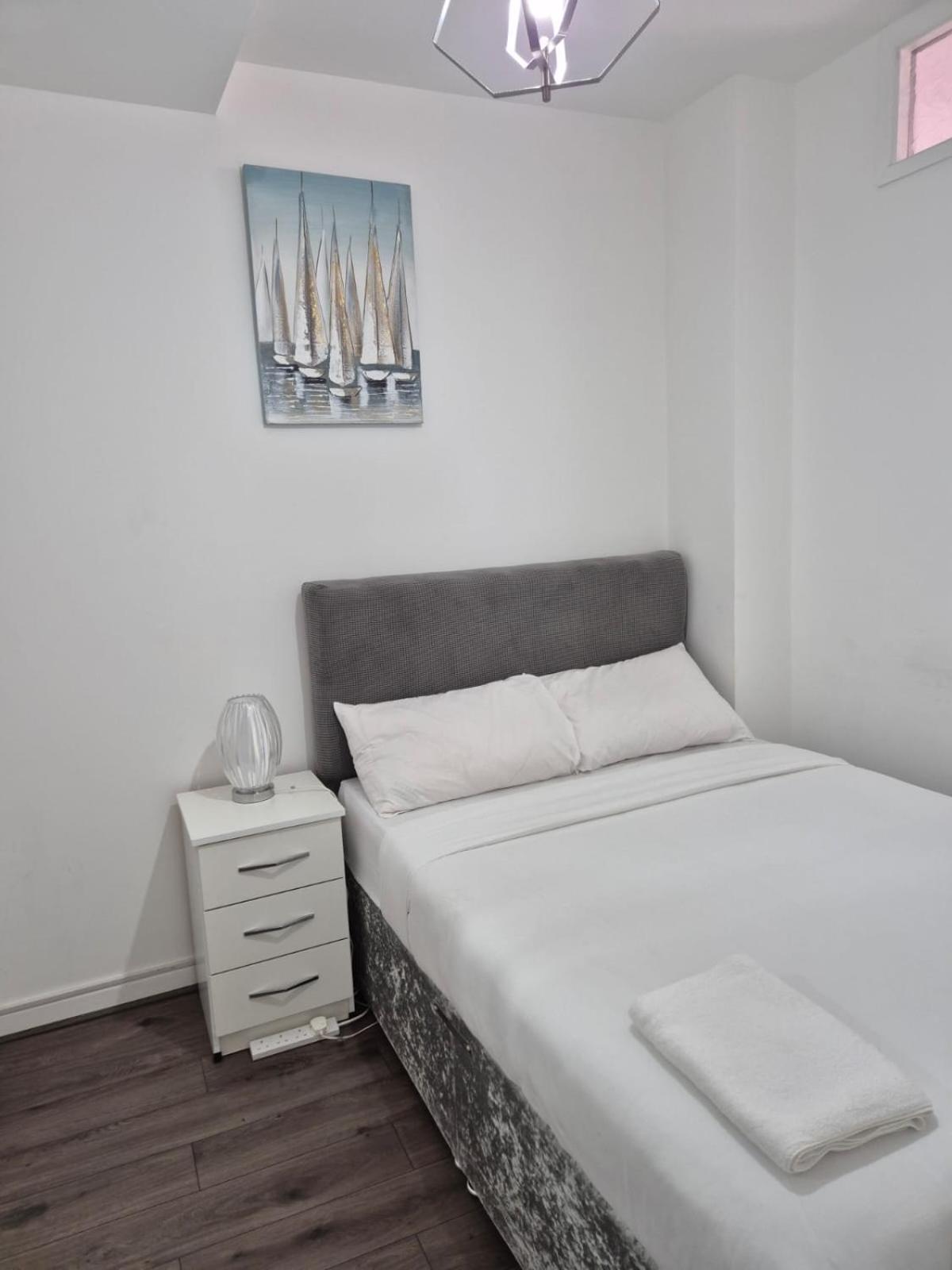 Apartment Affordably Elegant Close To Coop Live, Etihad Stadium And Centre *