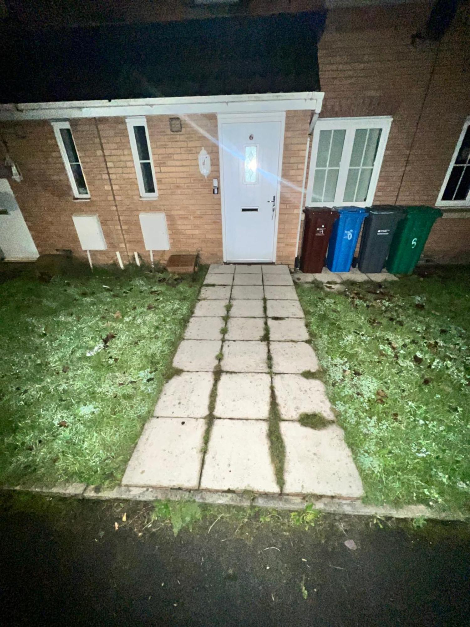 New Getaway House With 2 Free Parking Manchester