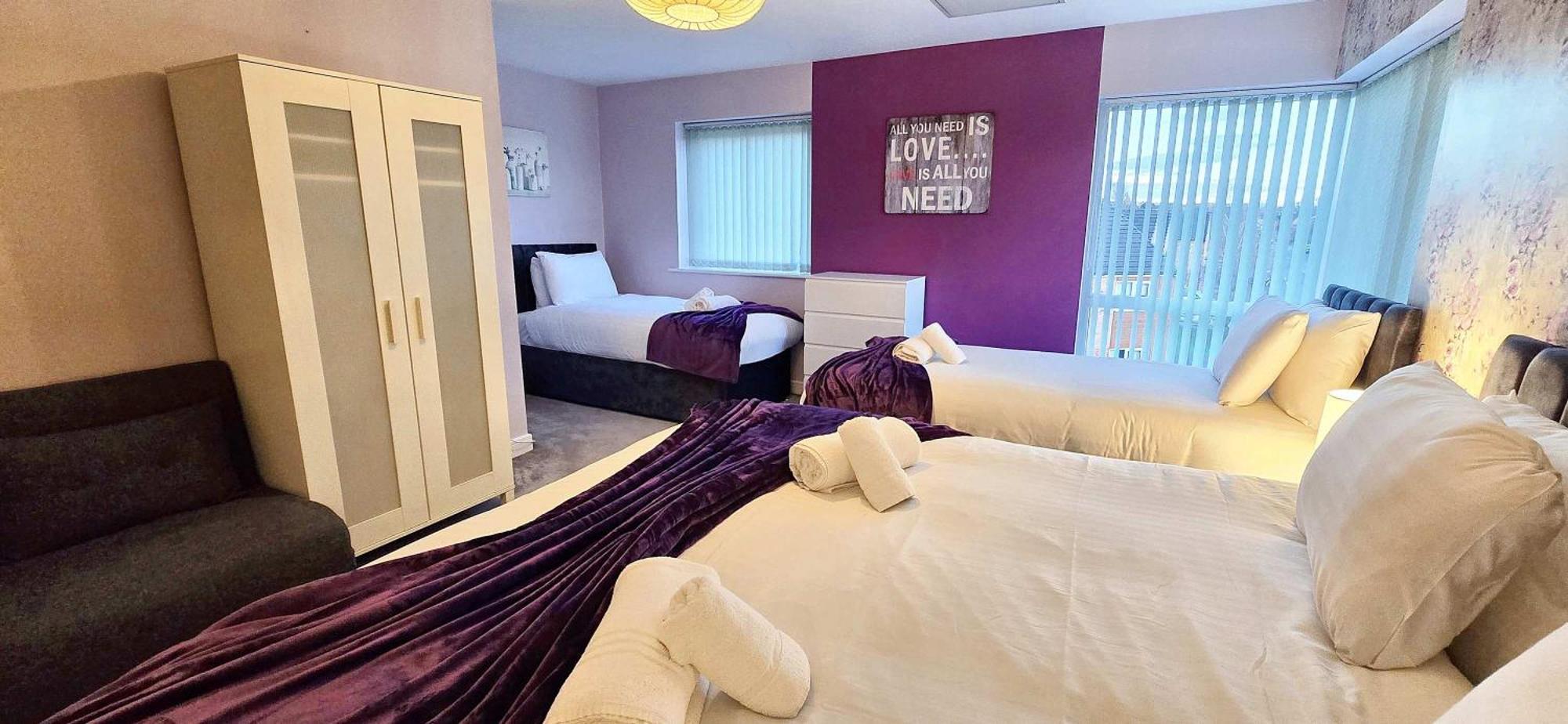 Newly Refurbished 4bedroom Townhouse By The Etihad Manchester