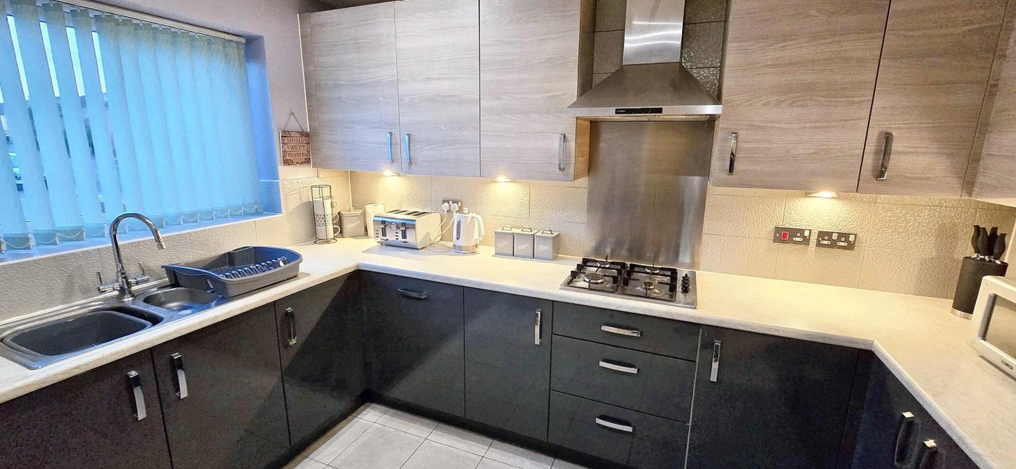 Newly Refurbished 4bedroom Townhouse By The Etihad
