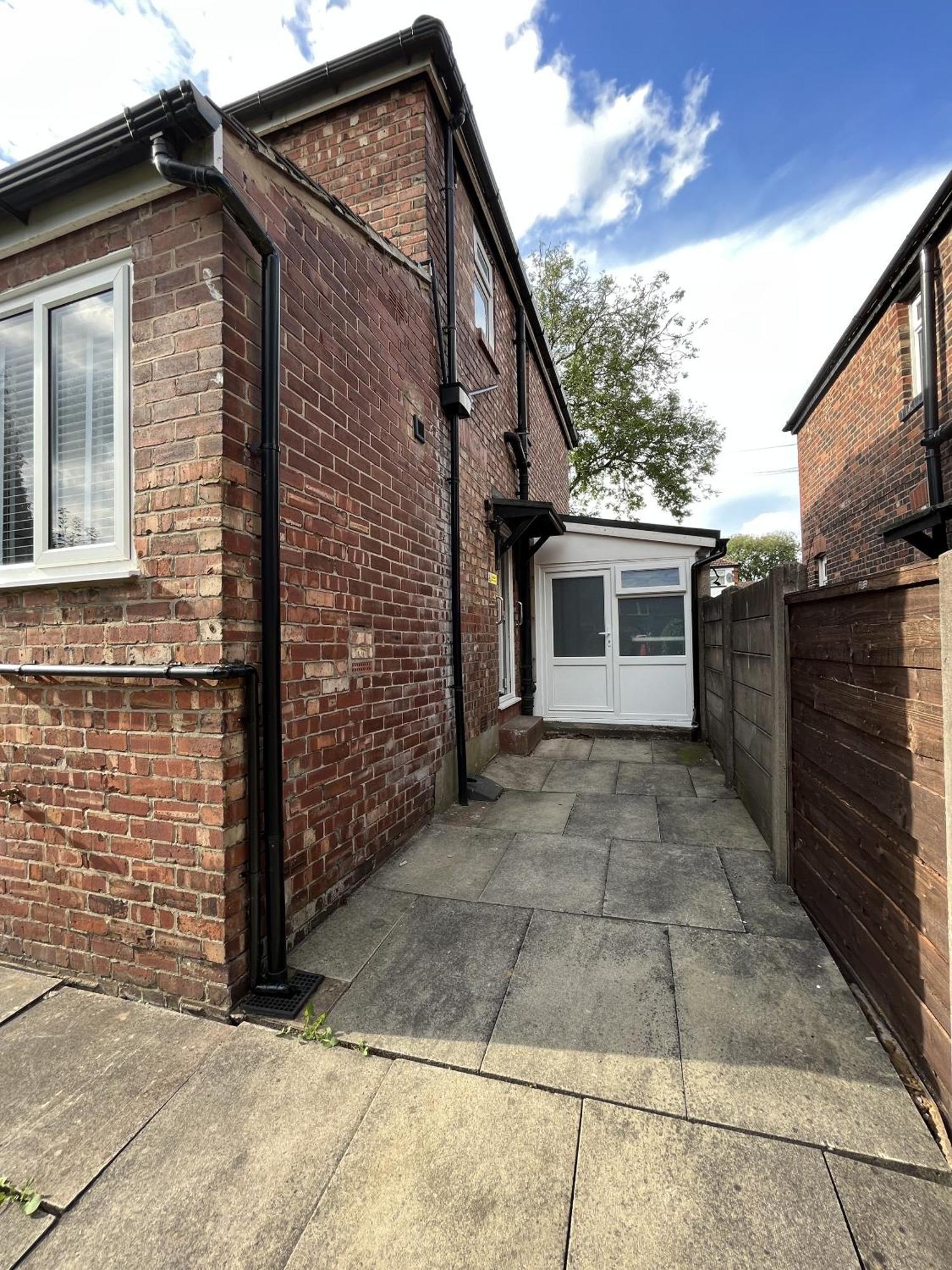 Holiday home Modern 3-bed Stay-away-home Sleeps 6 Nr Manchester