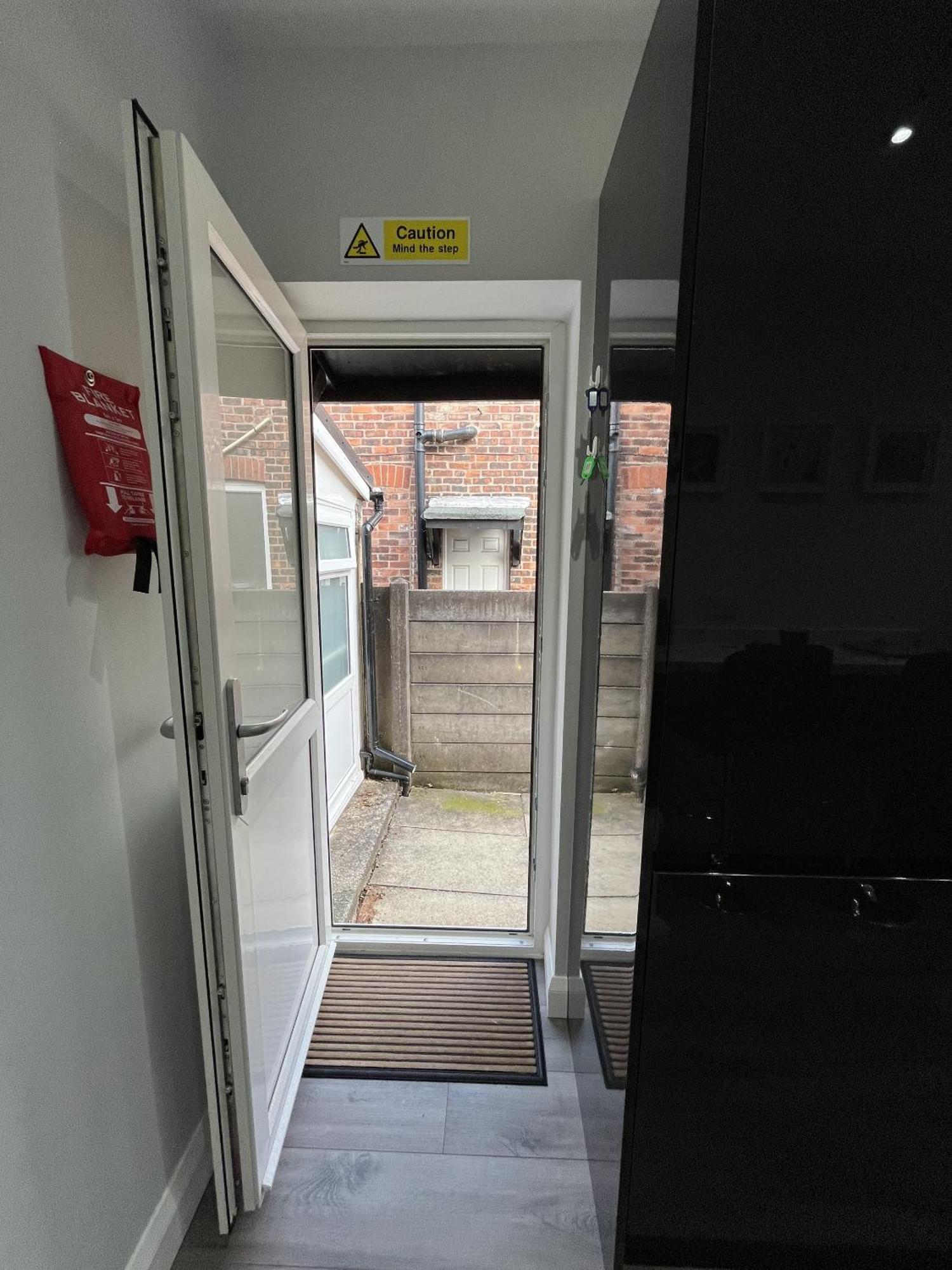 Modern 3-bed Stay-away-home Sleeps 6 Nr * Manchester