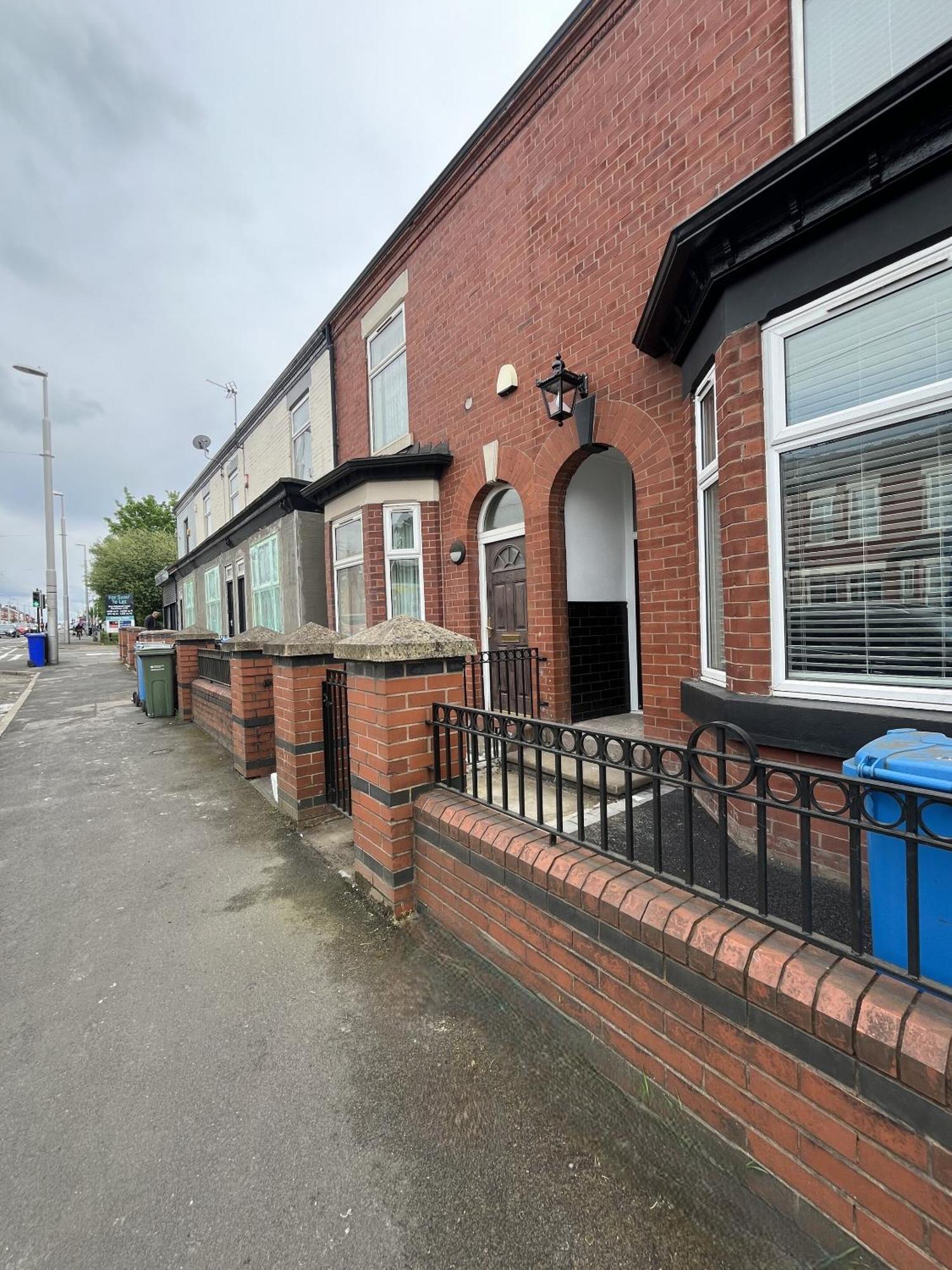 Appartement Spacious Sleeps 8 Nr Etihad Coop Live & Manchester