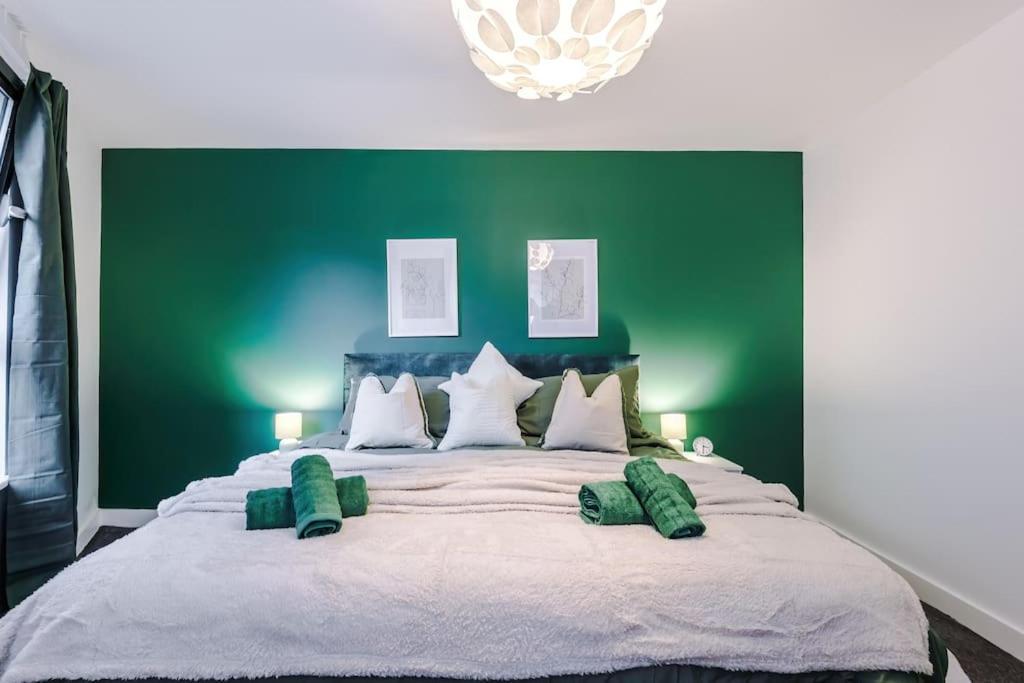 Apartment Spacious Deansgate Apartment, Free Park, Sleeps 8