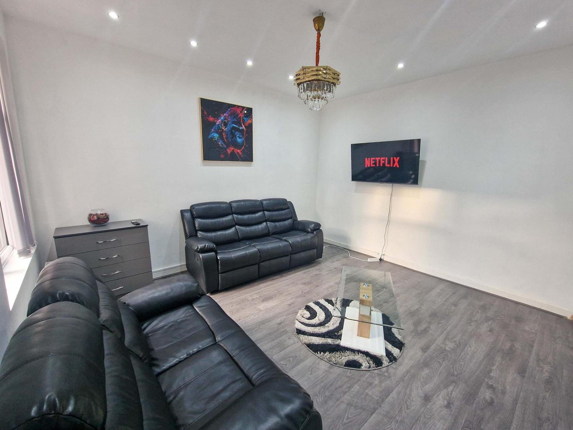 Holiday home Superhost - Lovely 5 Bed Close To Centre Manchester