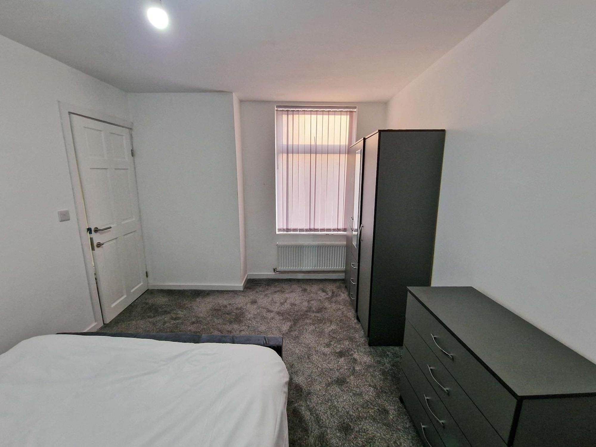 Superhost - Lovely 5 Bed Close To Centre Holiday home Manchester