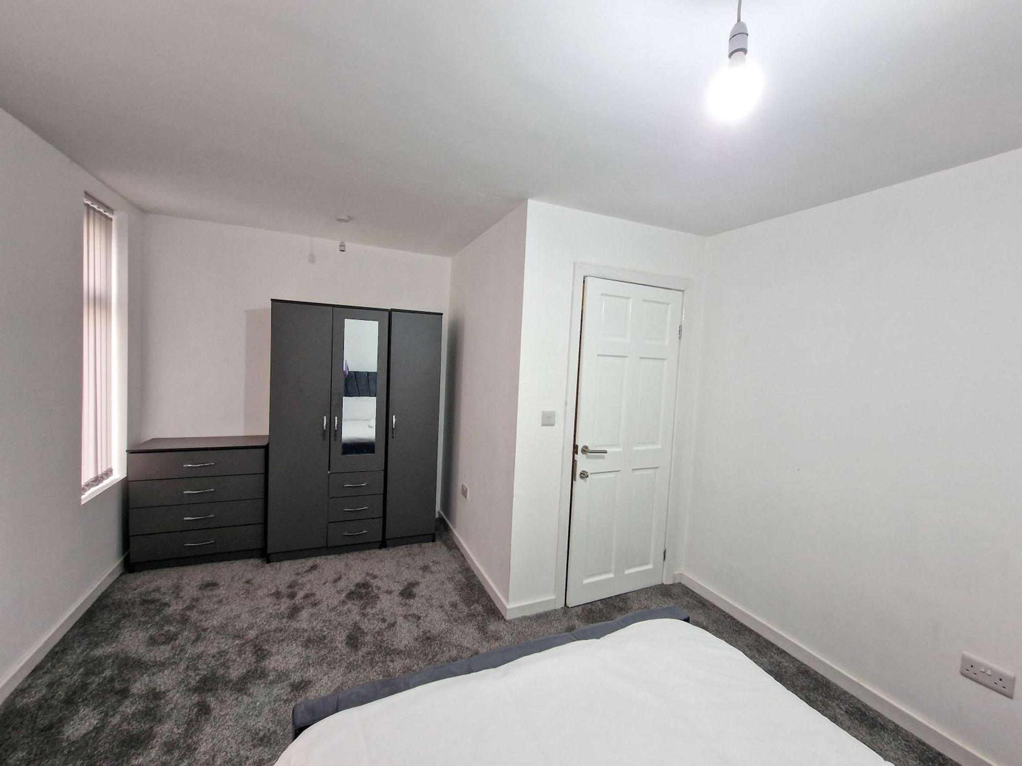Holiday home Superhost - Lovely 5 Bed Close To Centre