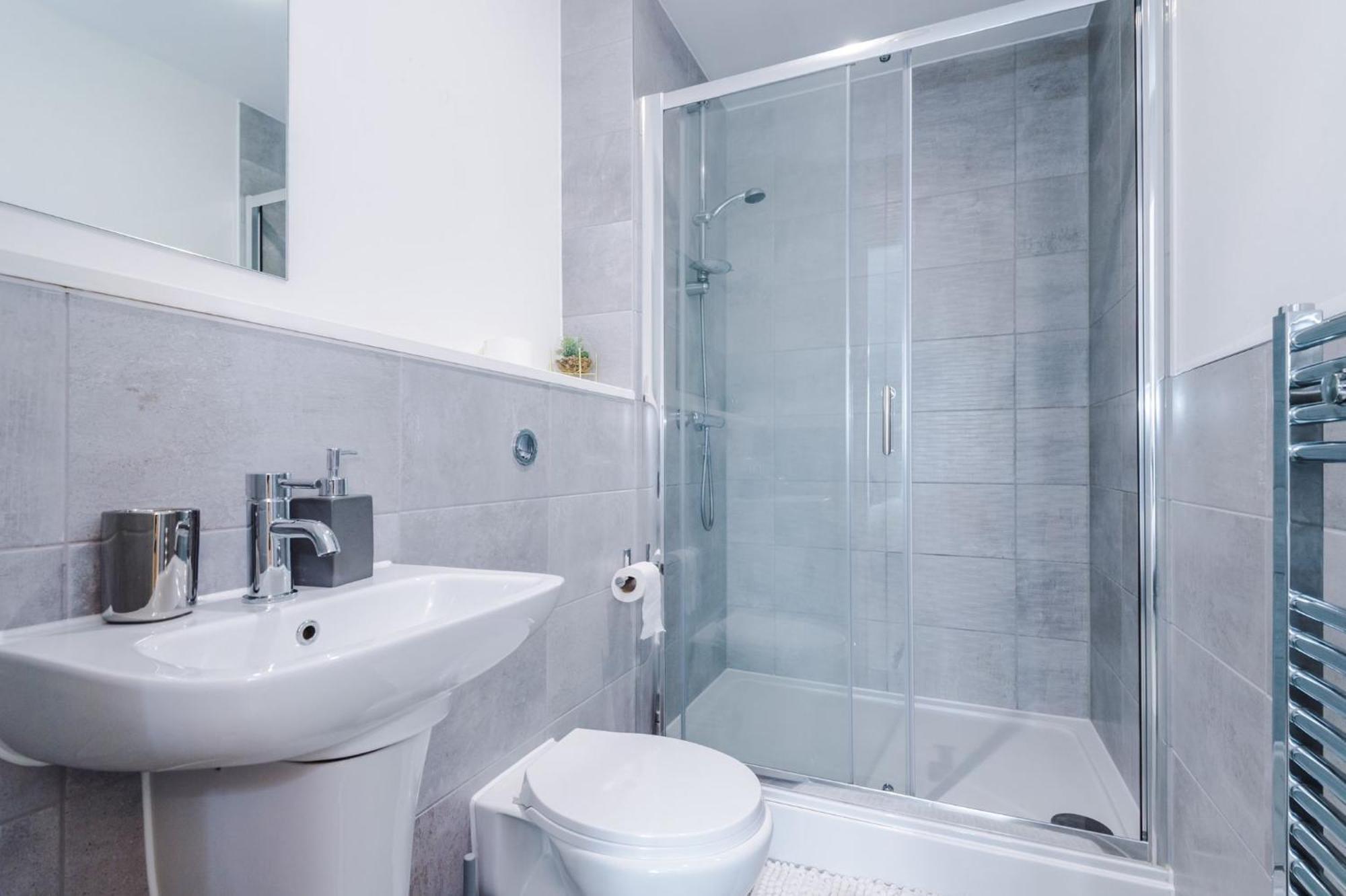 Centre - Luxury Two Bedroom Manchester