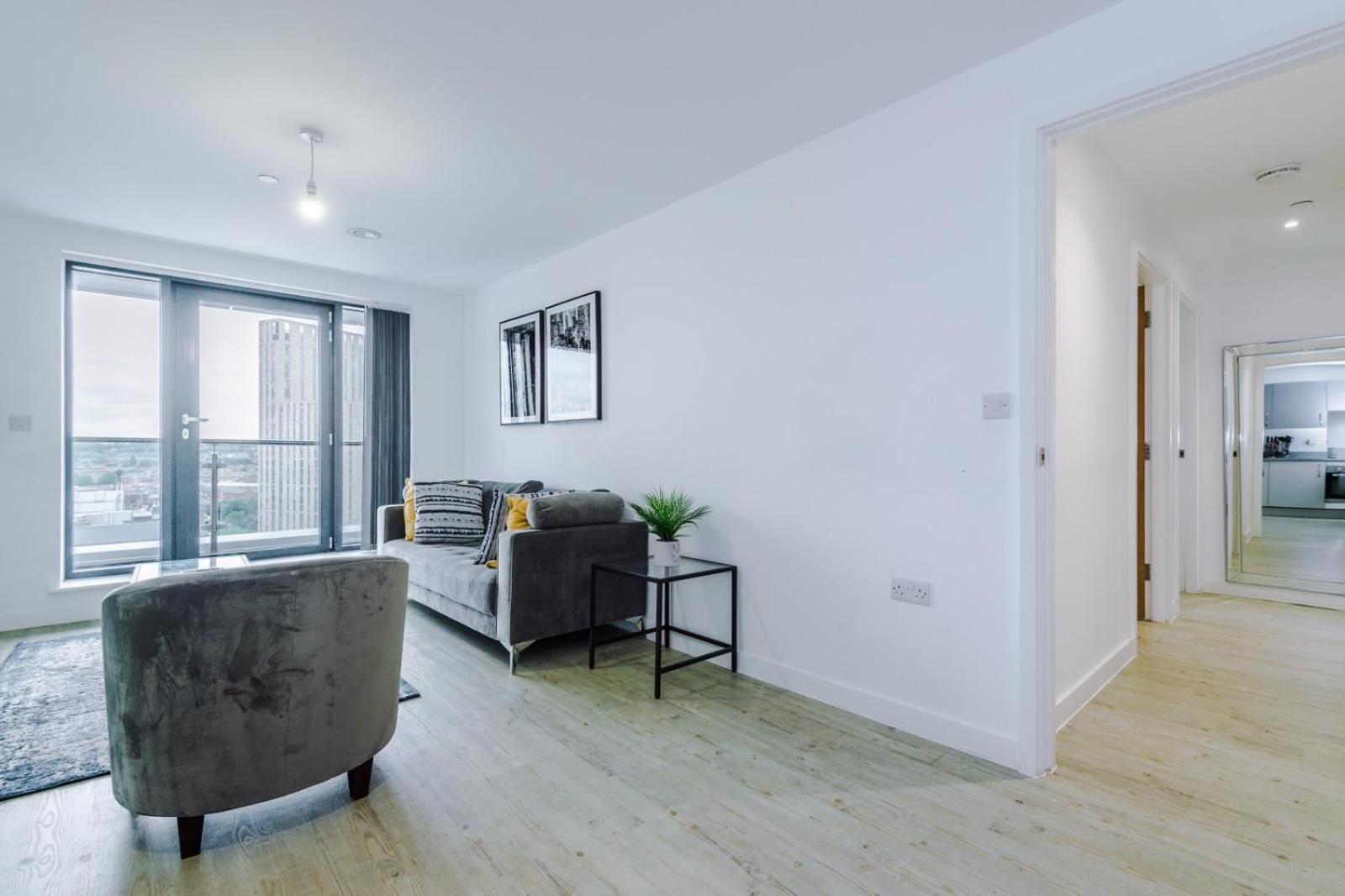 Apartment Centre - Luxury Two Bedroom