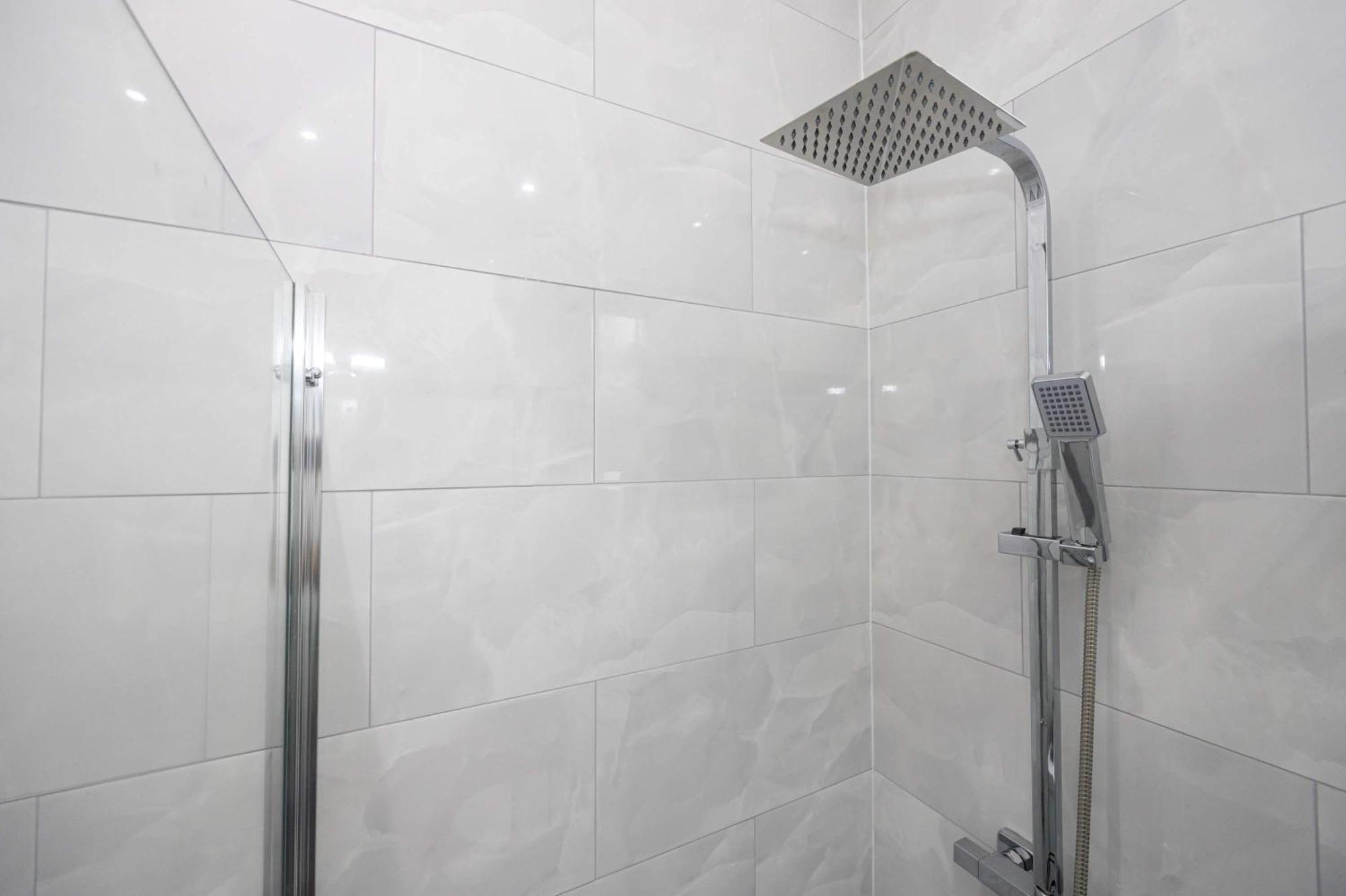 Newly Refurbished 4bedroom House Nr Centre Holiday home Manchester