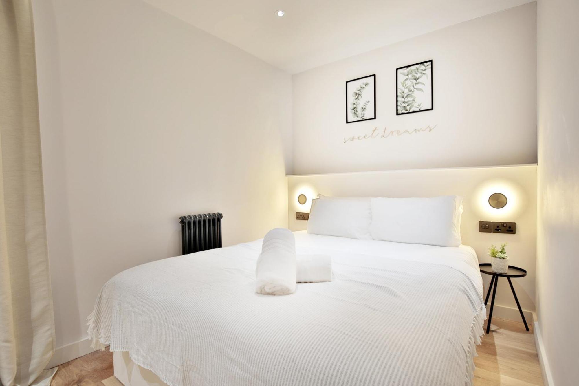 Holiday home Stunning Luxury Townhouse In Centre Of *