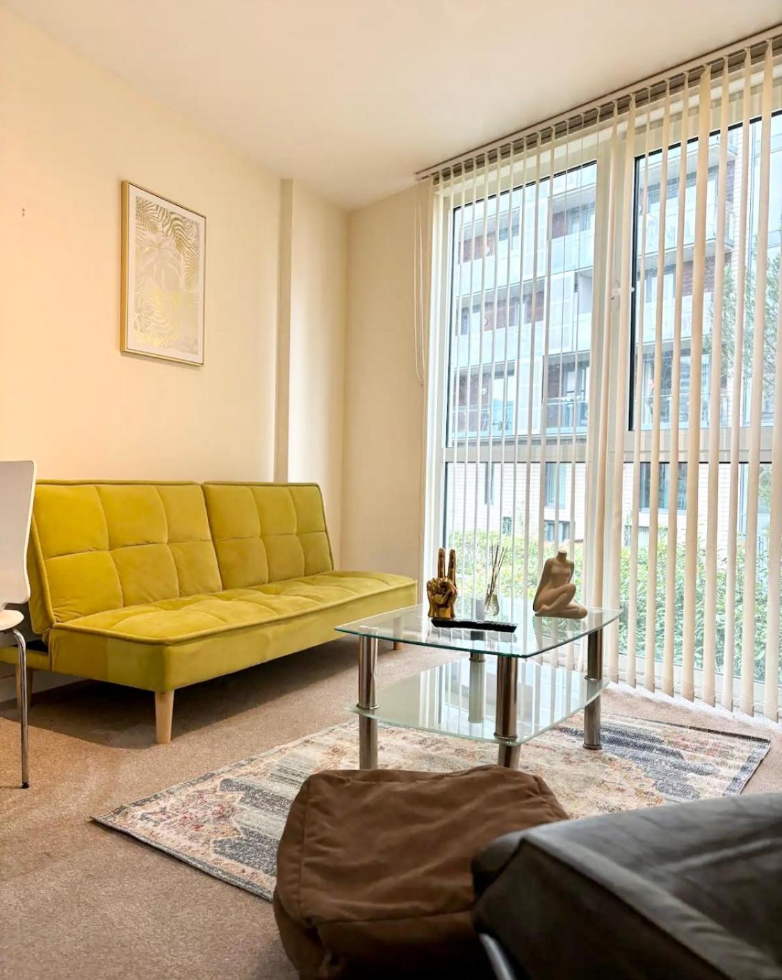 Heart Of City Centre Stylish Apartment