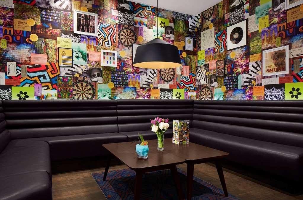 Radisson Blu Manchester. Airport Hotel Manchester