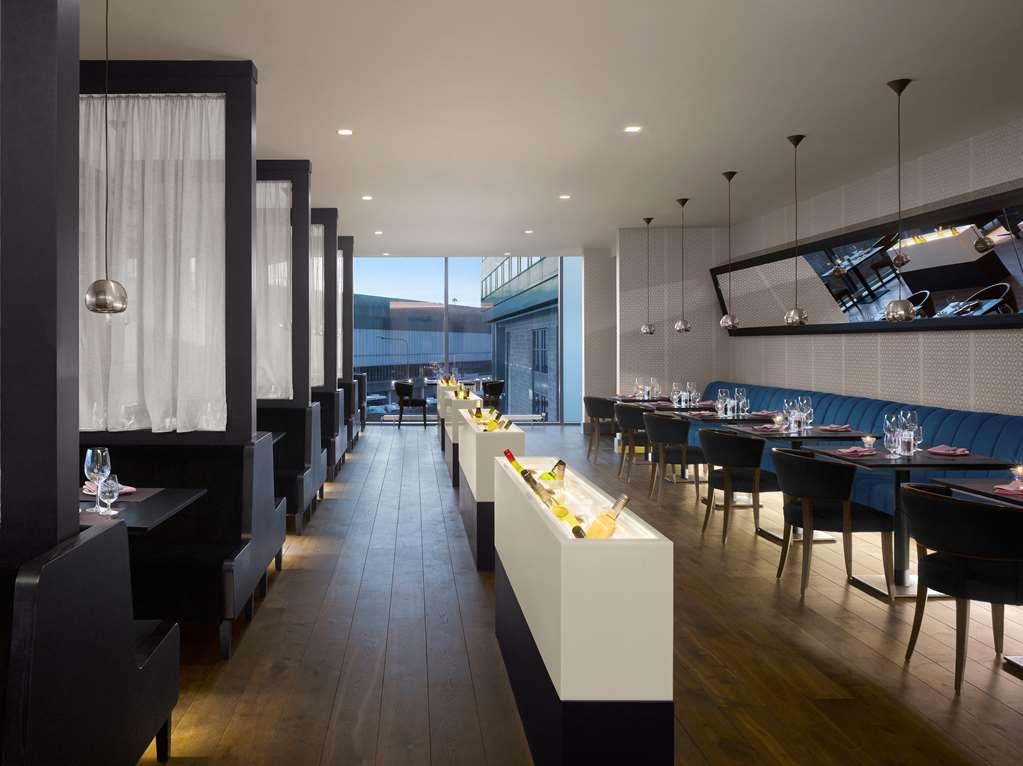 Radisson Blu Manchester. Airport Manchester