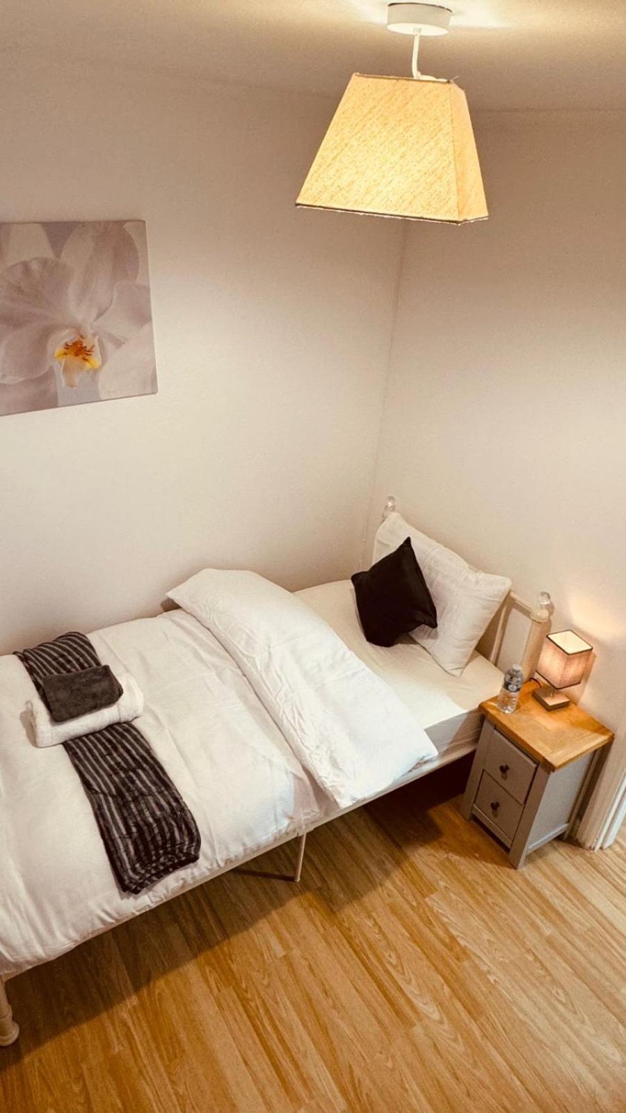 Guest house Ever United