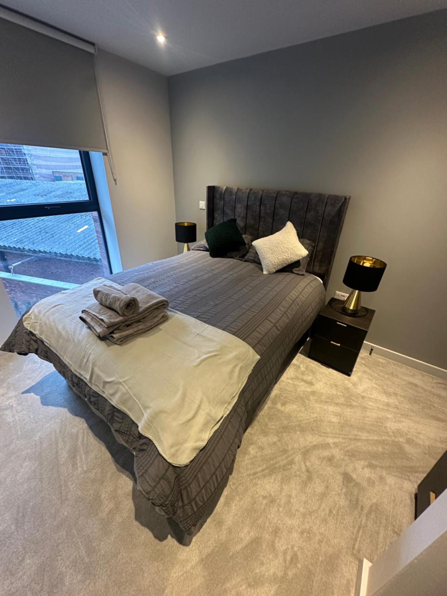 Spacious Modern 2 Bedroom