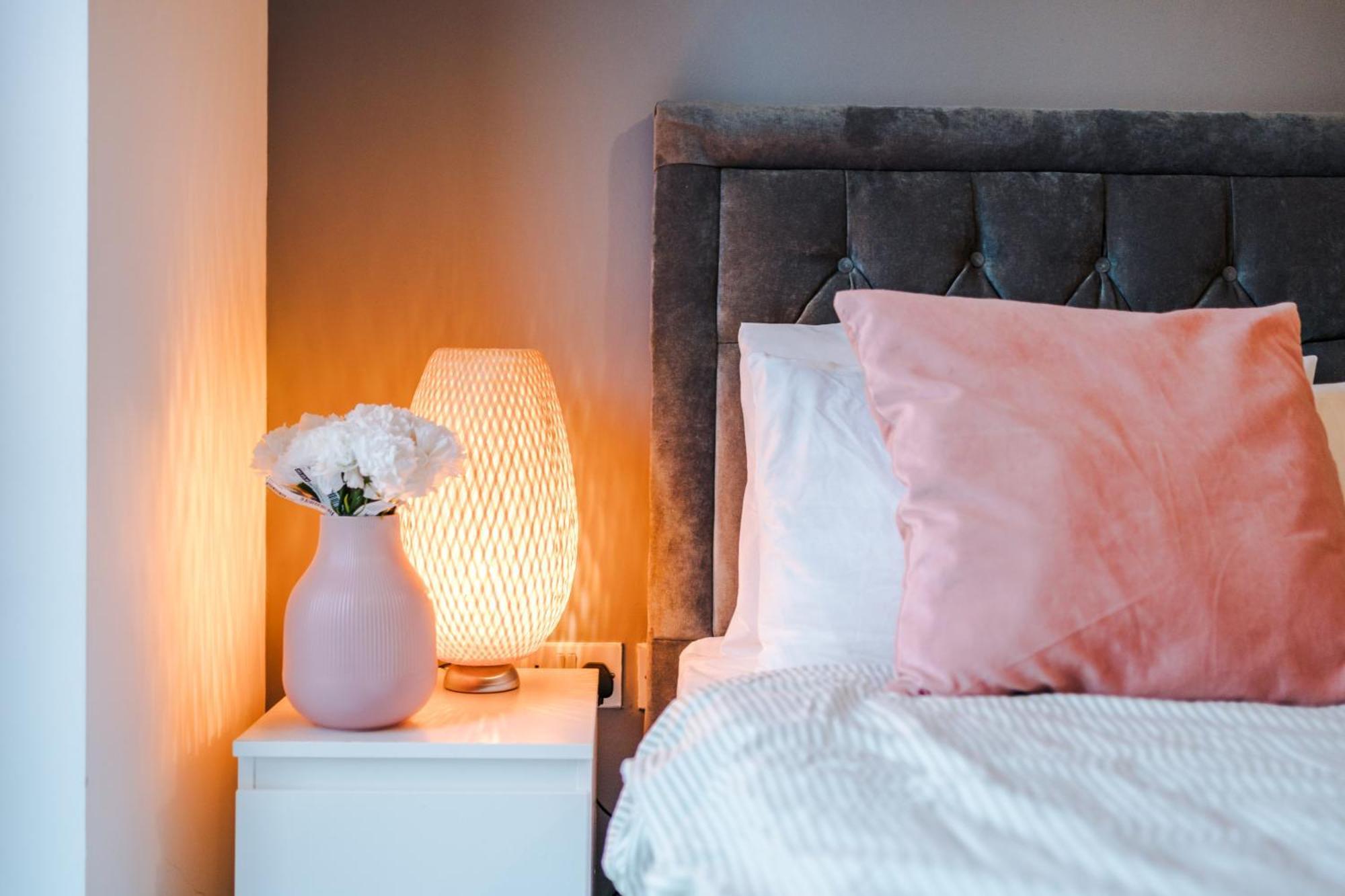 3br-sleeps6-garden-bbq-freeparking-pets