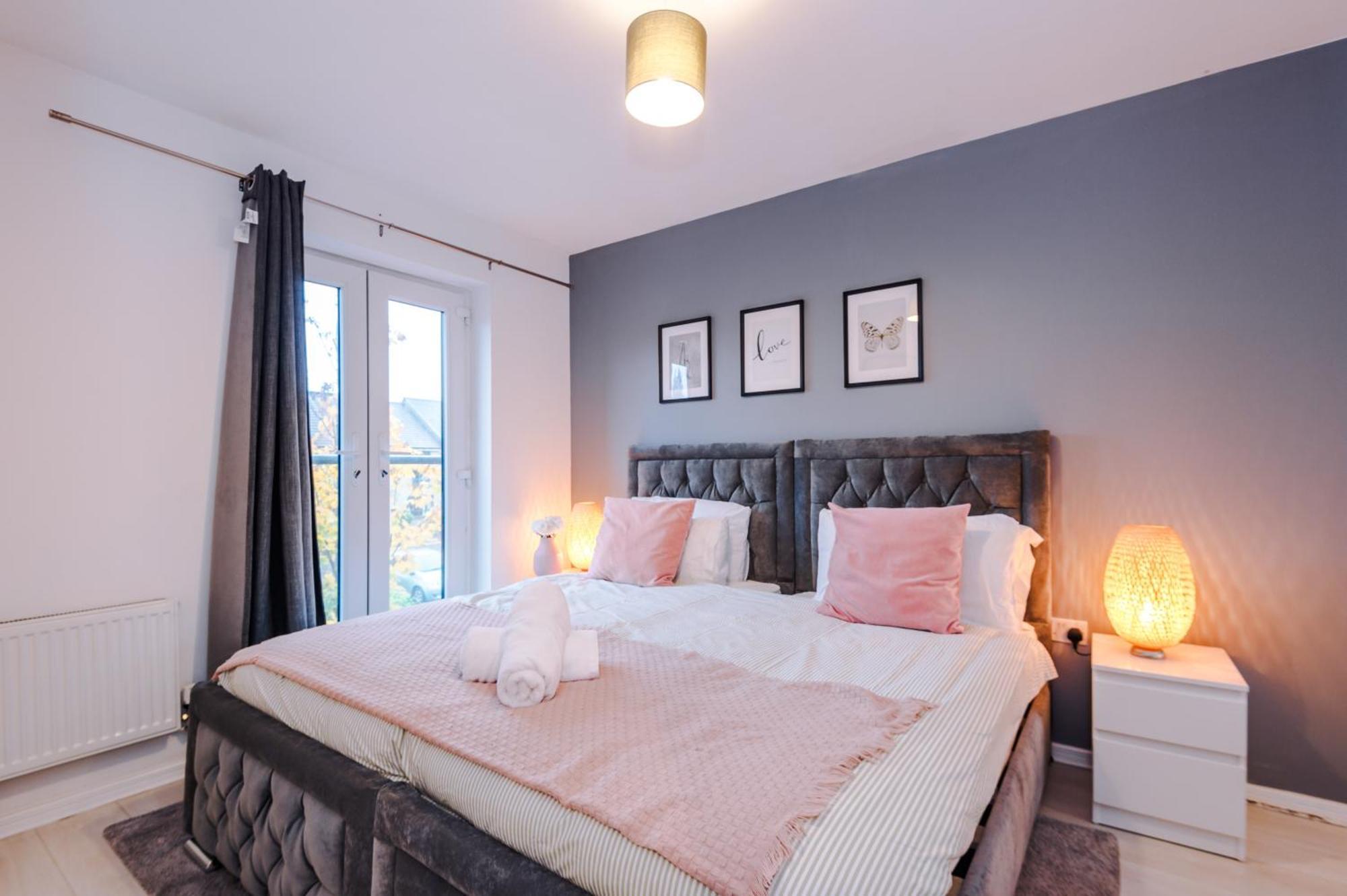 Holiday home 3br-sleeps6-garden-bbq-freeparking-pets