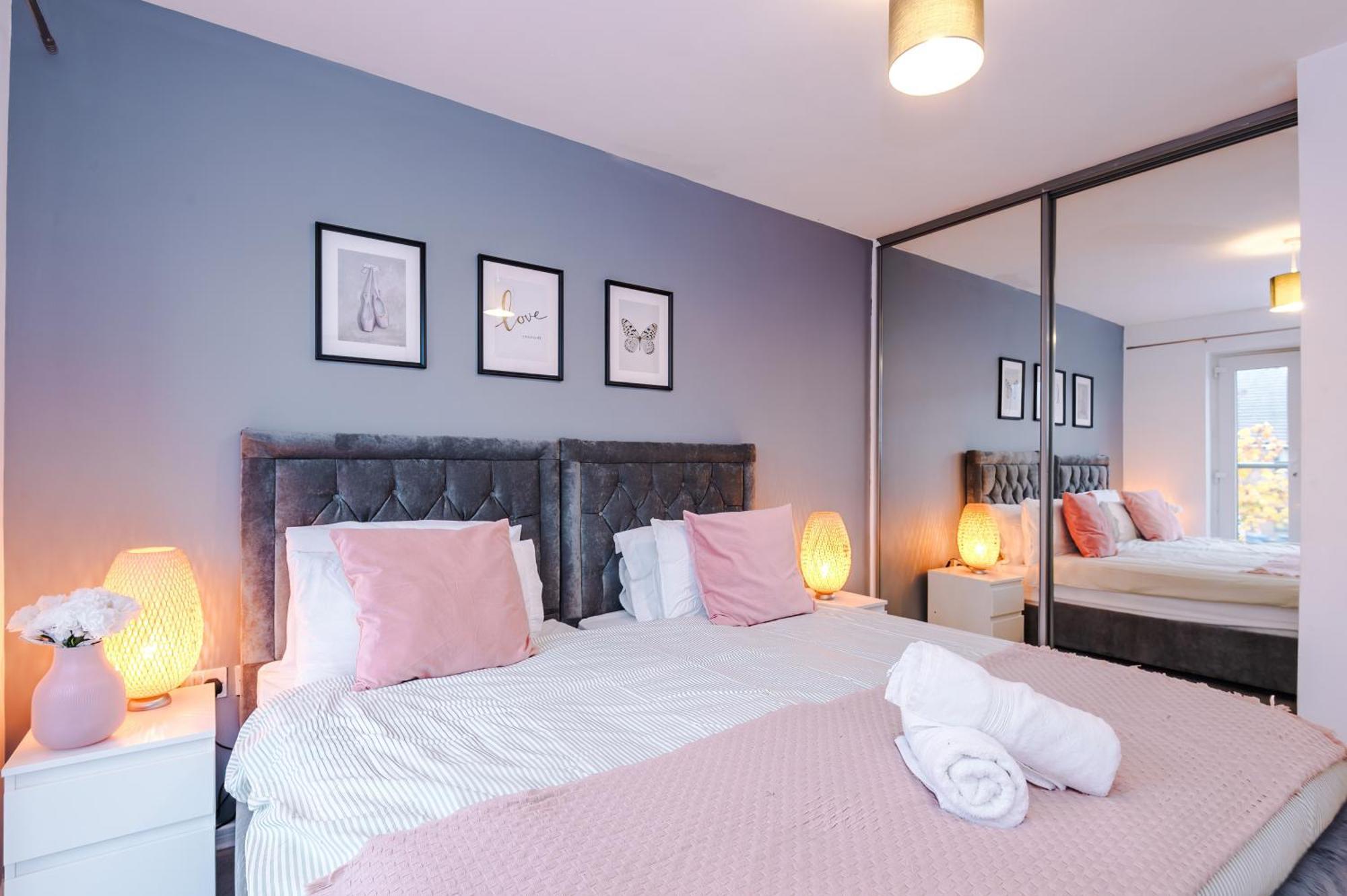 Holiday home 3br-sleeps6-garden-bbq-freeparking-pets Manchester
