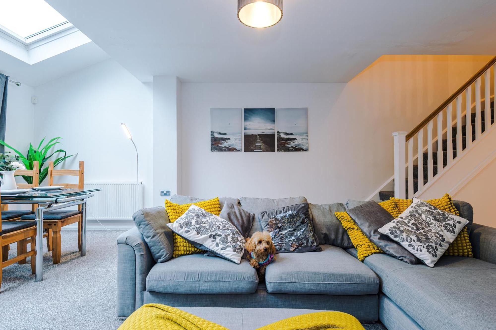 3br-sleeps6-garden-bbq-freeparking-pets Holiday home Manchester