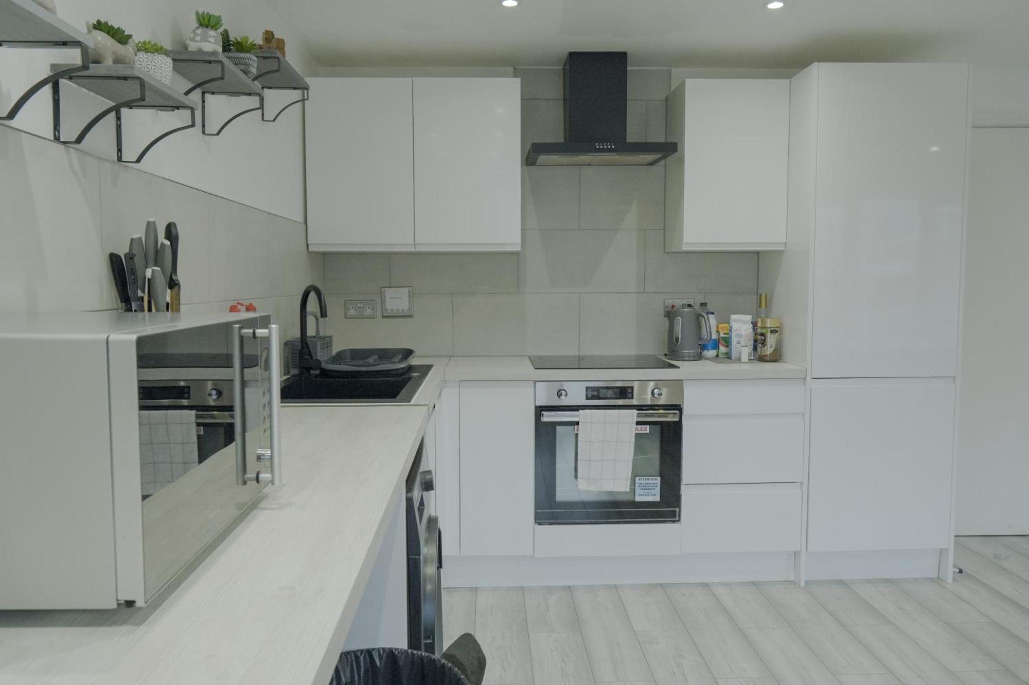 Apartment Lovely Modern 2 Bed Flat With Parking, Close To Centre Manchester