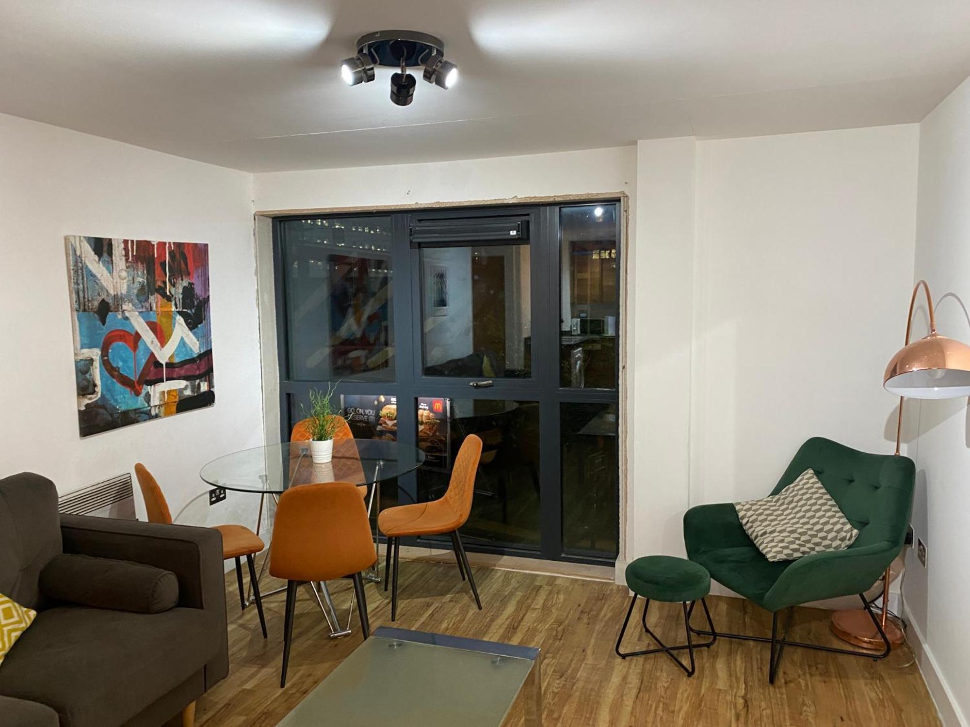 Spacious2bed Mcr *