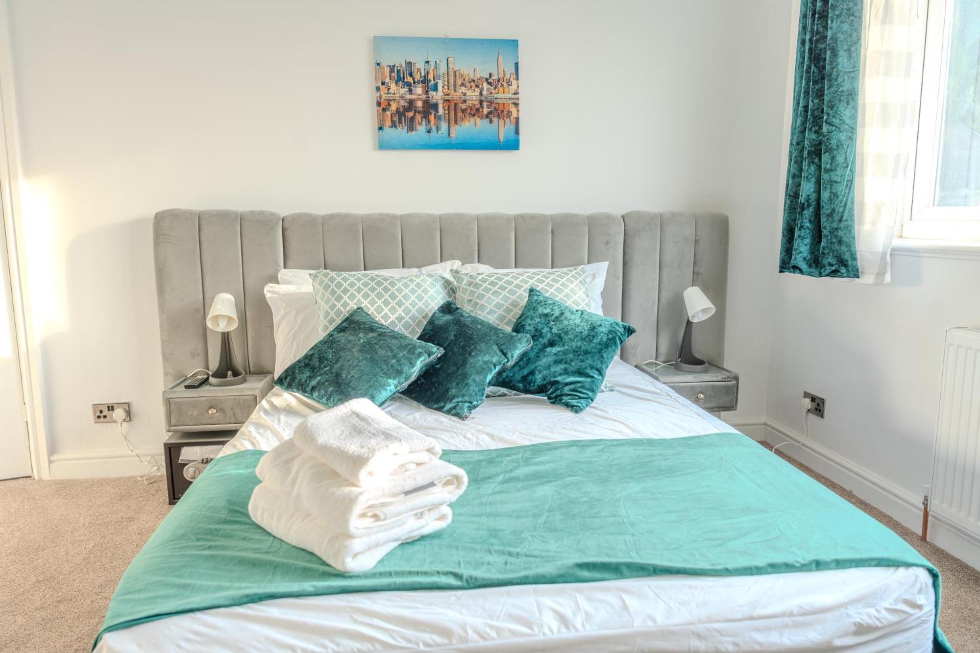 Latestapartments Near Coop Live And Etihad Stadium Apartment