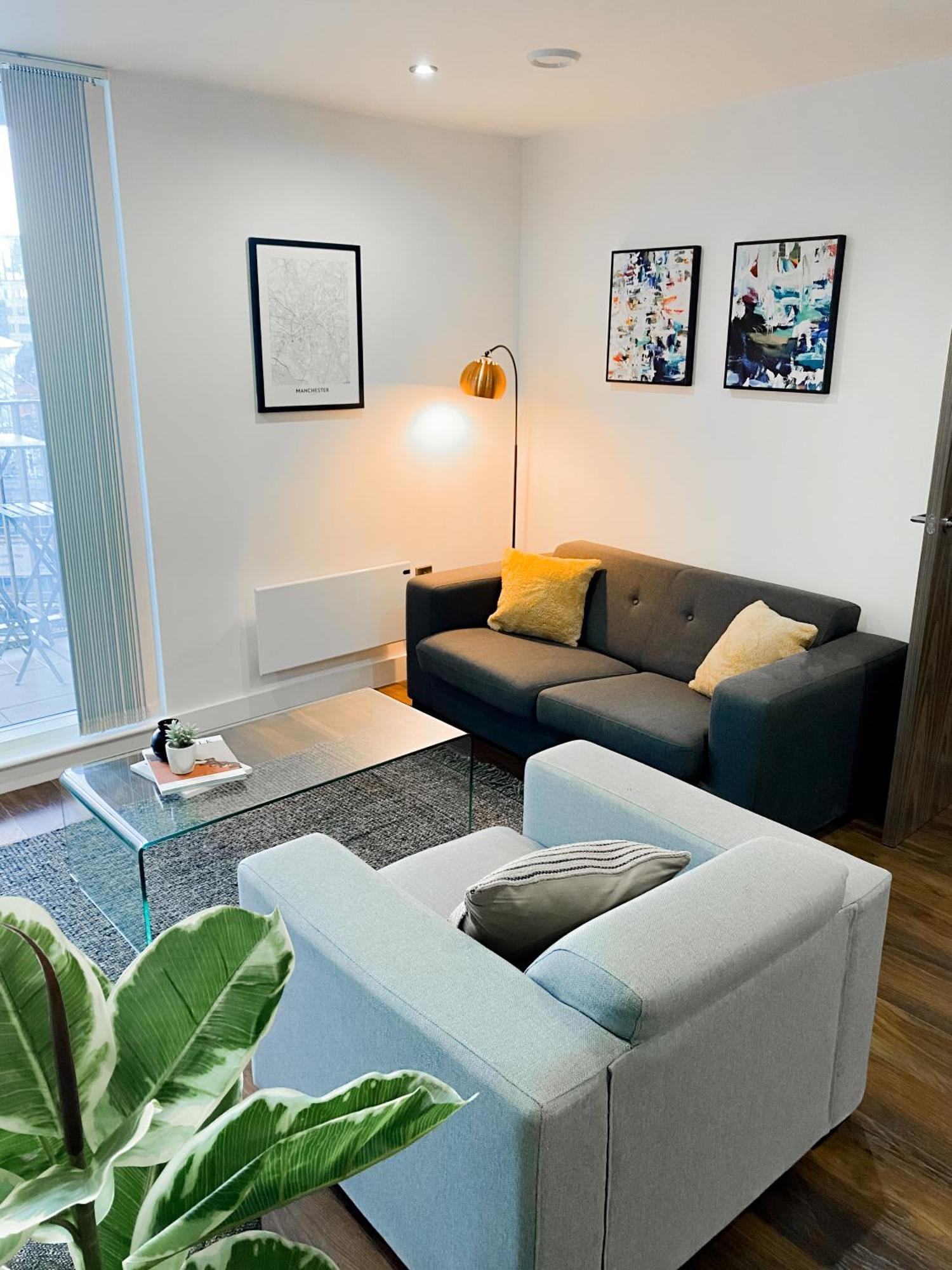 The Panda - Modern 2 Bedroom In Centre