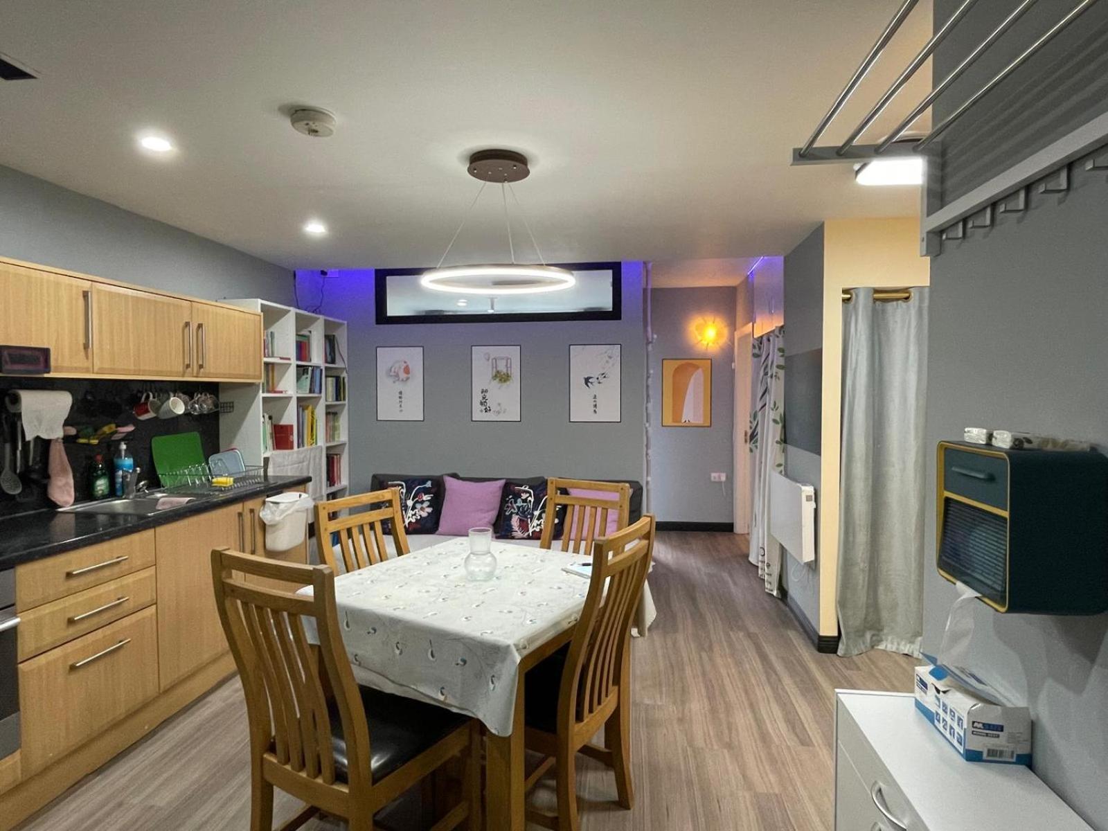 Apartment Flat With Free Secure Parking