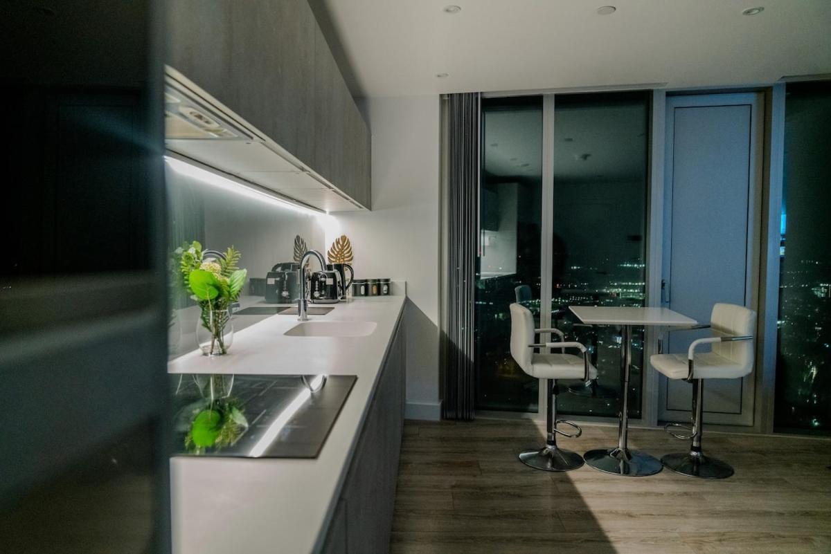 Appartement Luxury 2 Bed Penthouse With Stunning Views In Manchester City Centre *