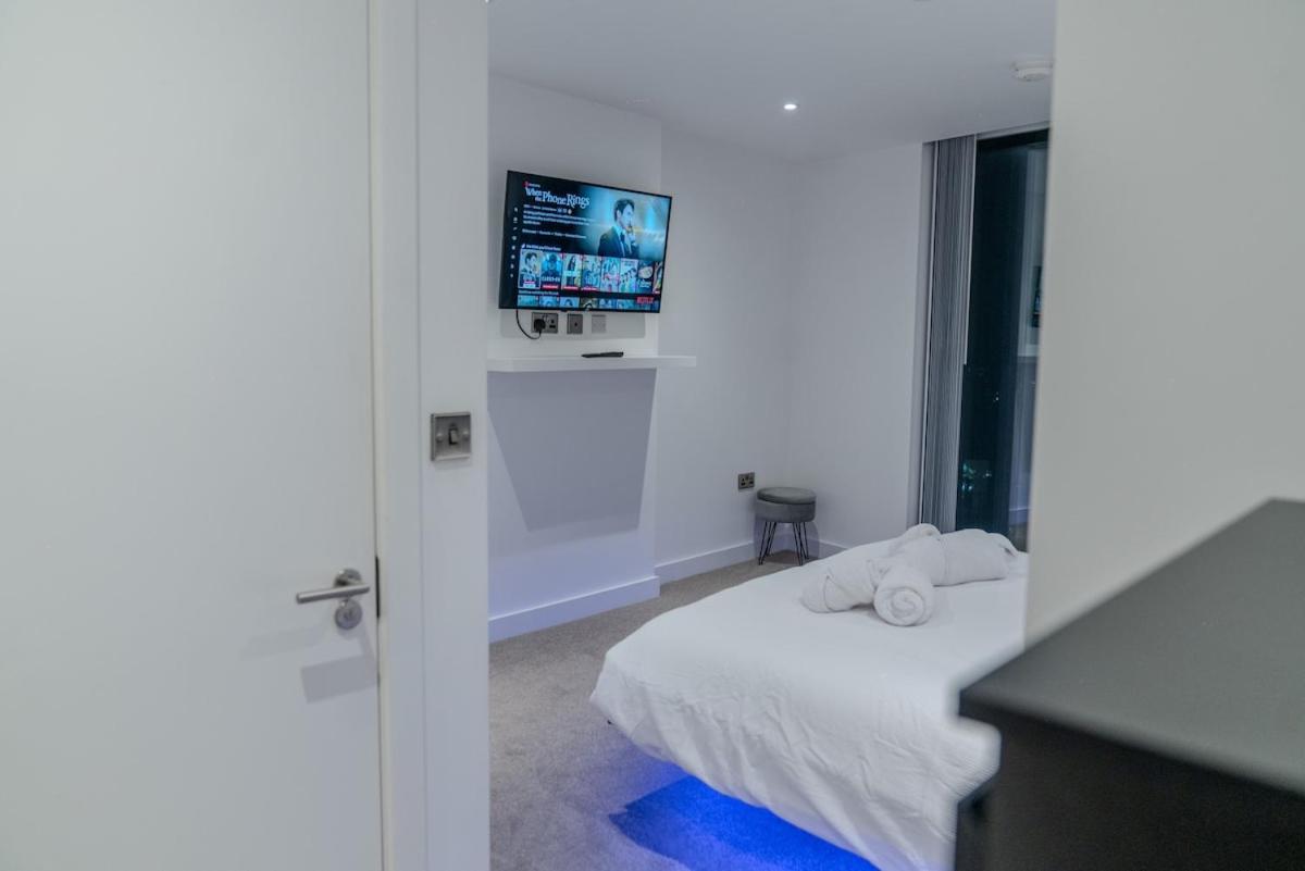 Luxury 2 Bed Penthouse With Stunning Views In Manchester City Centre * Manchester