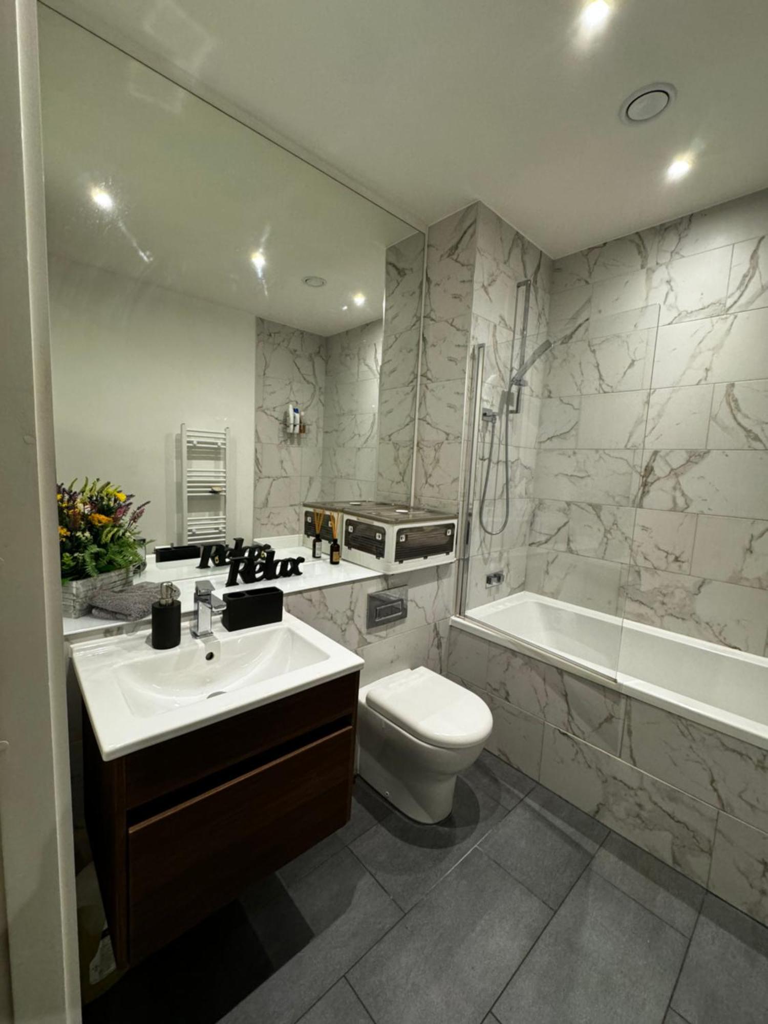 Quartz Manor * Manchester