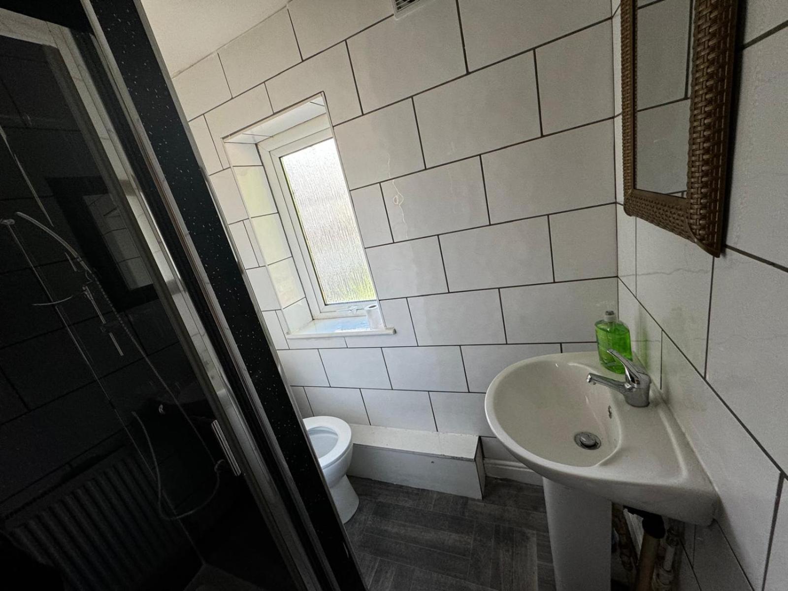 Guest house Double Bed D2 Greater Manchester