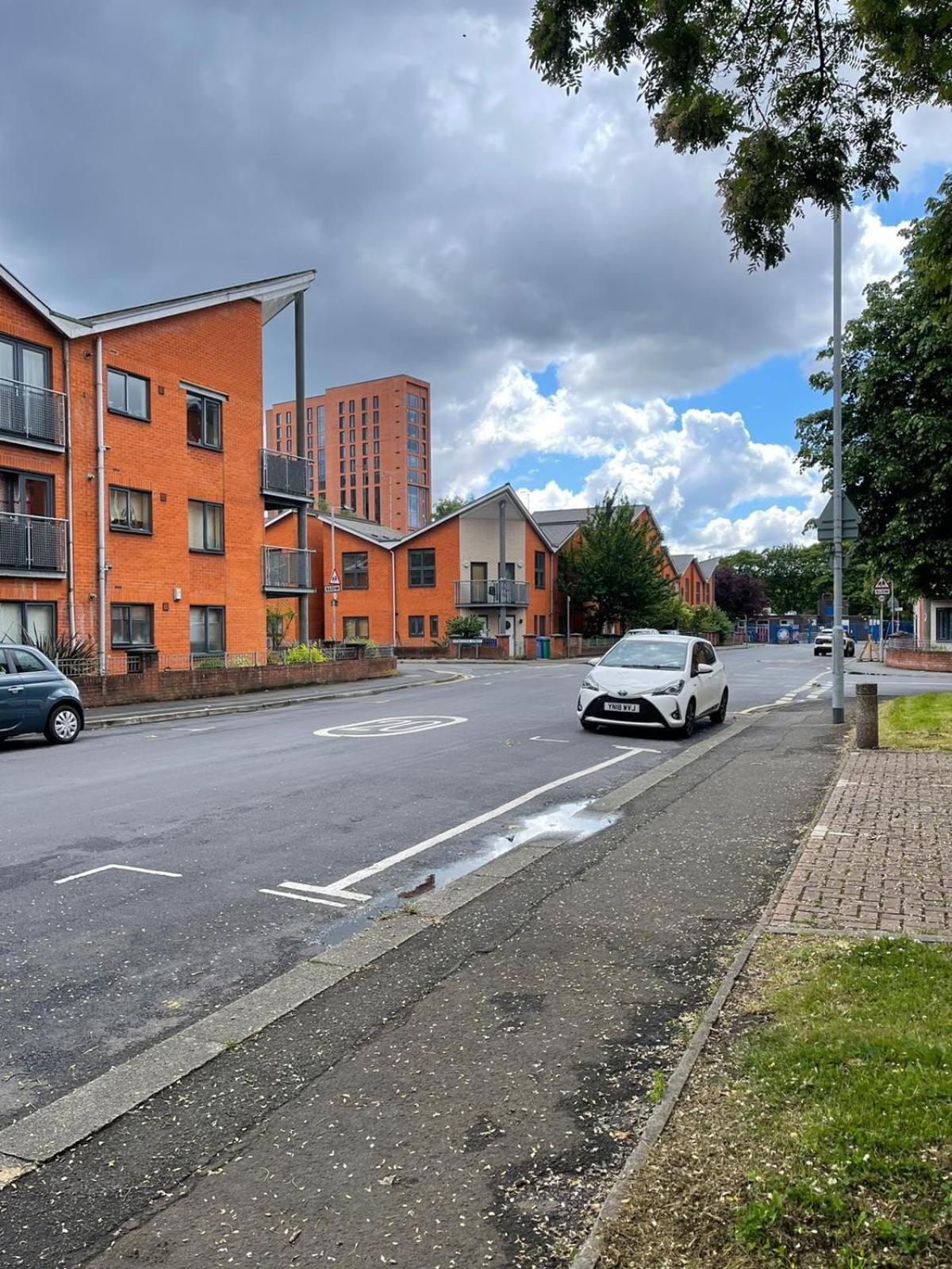 Apartment Centre Inc Parking Manchester