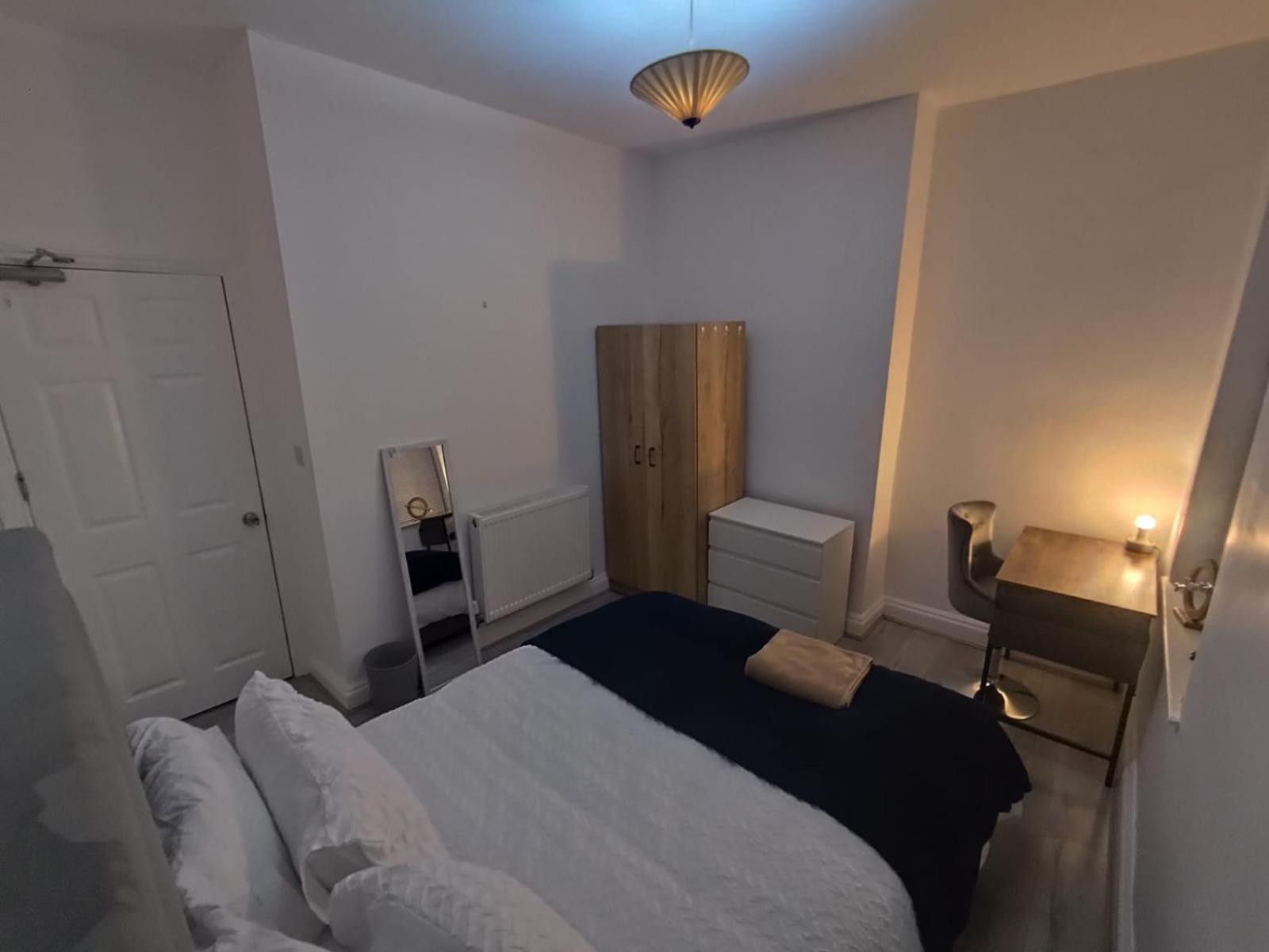 Goulden Retreat Homestay Manchester