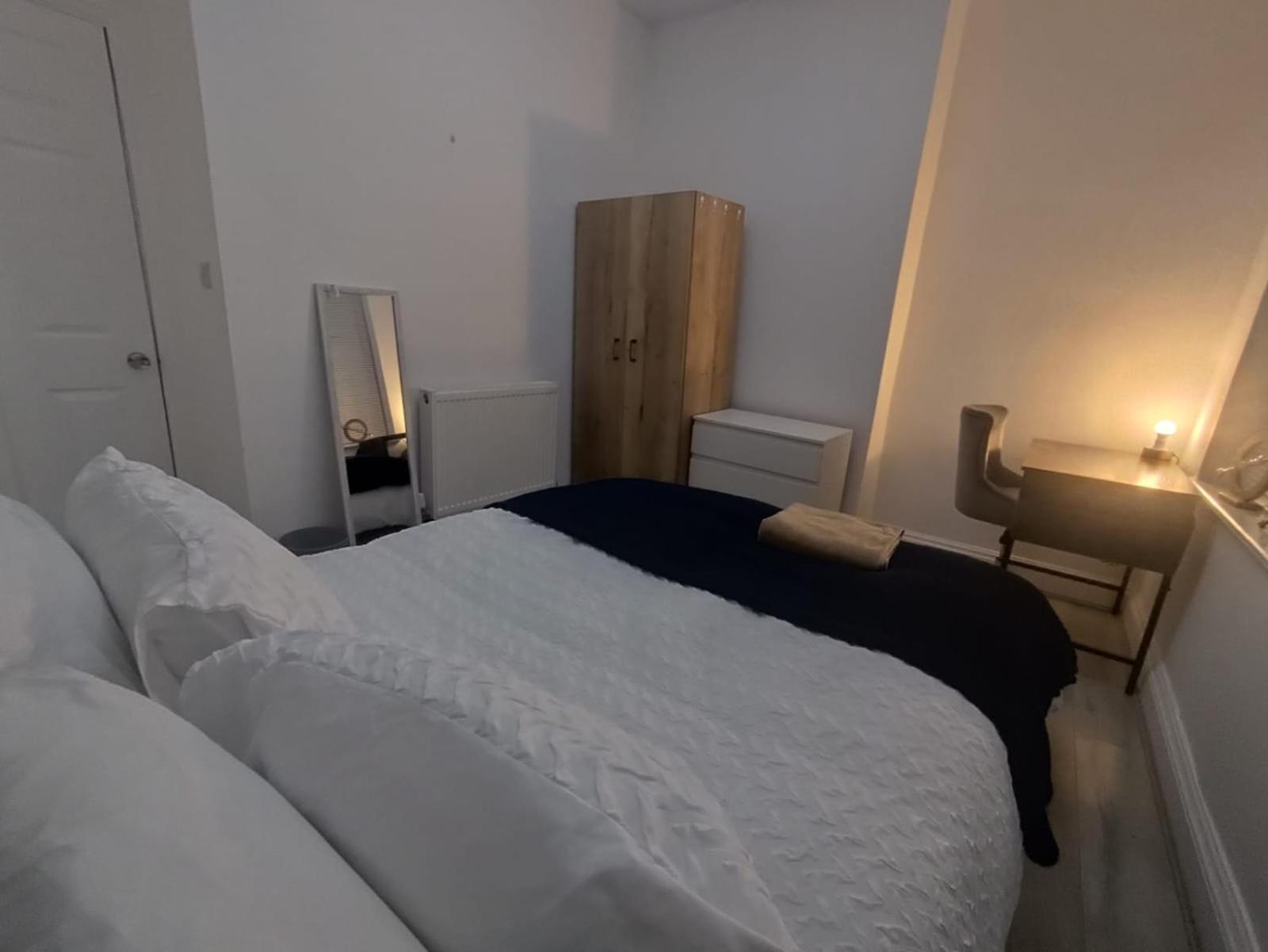 Homestay Goulden Retreat Manchester