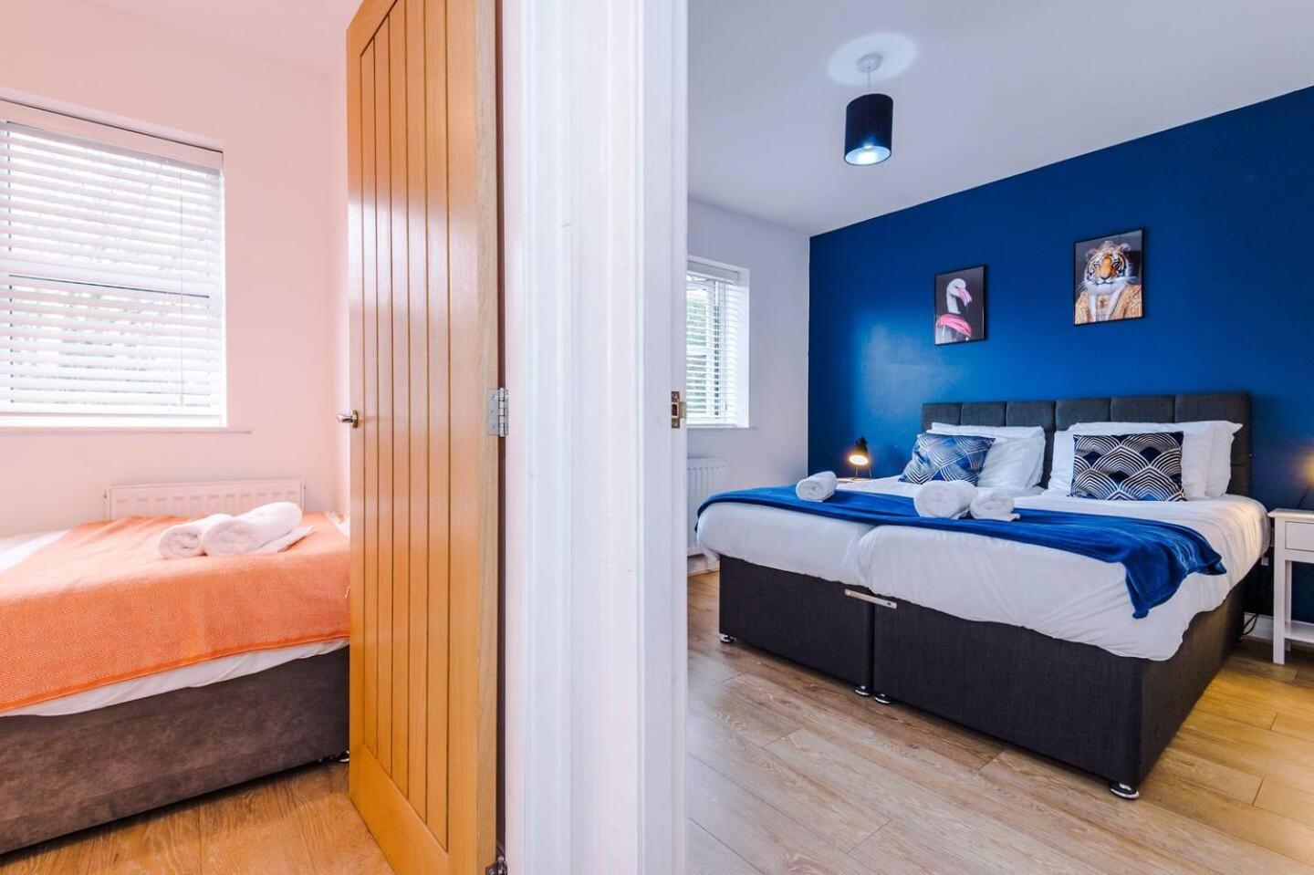 Park Lane Retreat 3br With Driveway Parking * Manchester