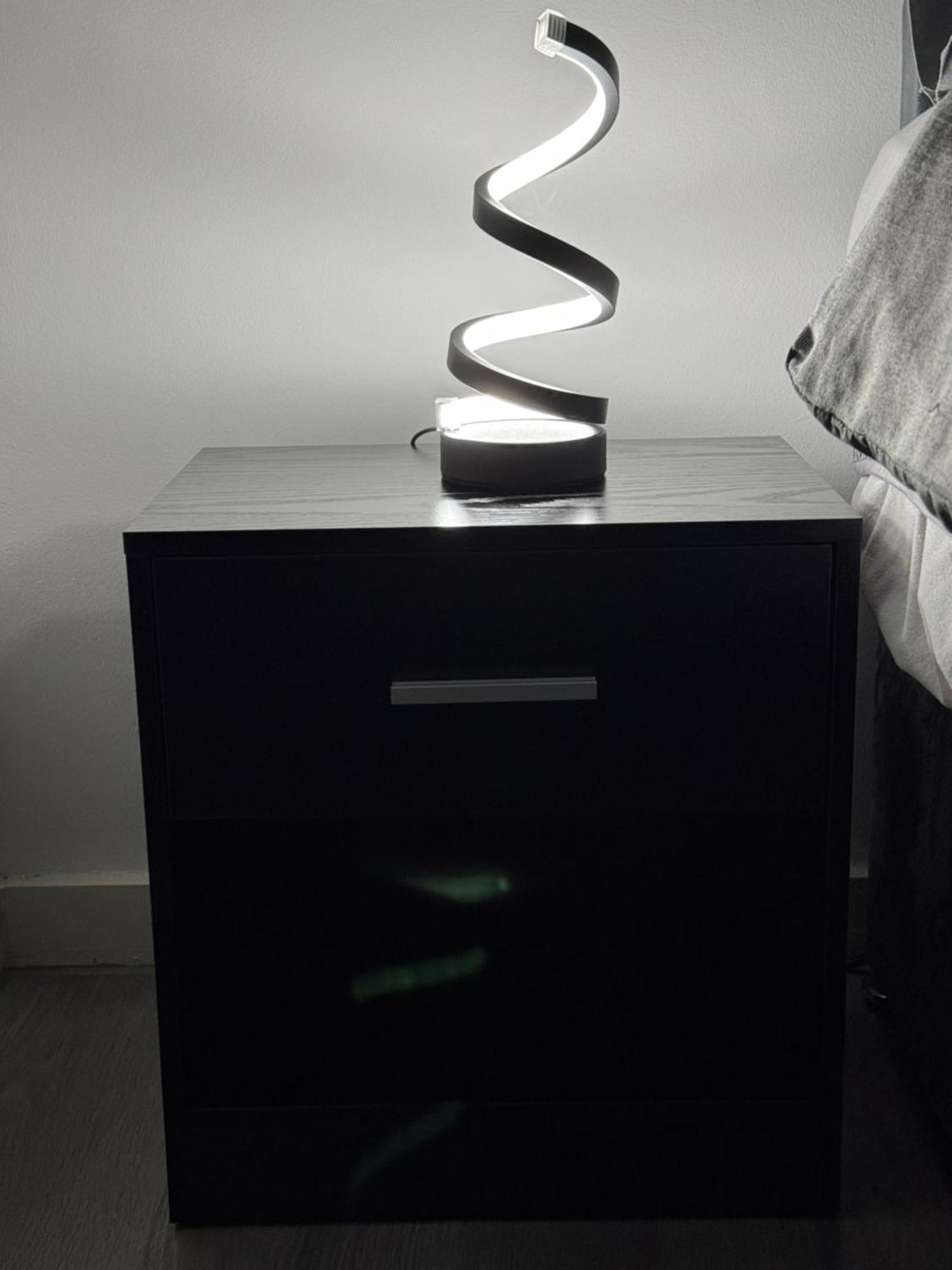 Modern Smart 2 Bedroom *