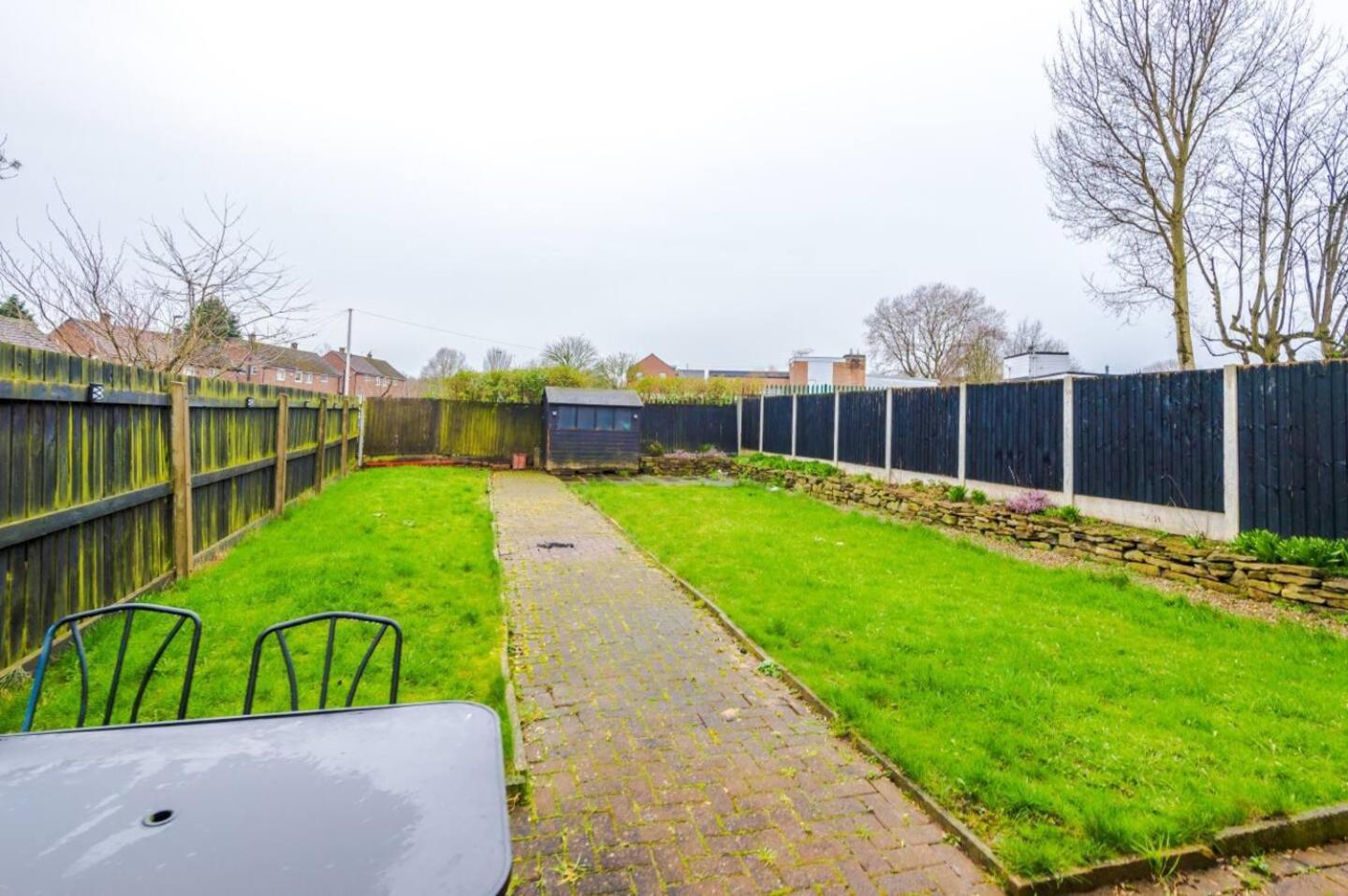 Holiday home Hideaway Cozy 3br With Free Parking