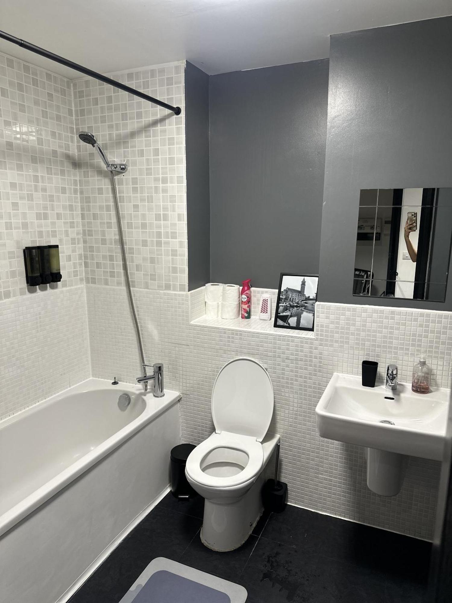 Apartment Suite-dreamz-mcr *