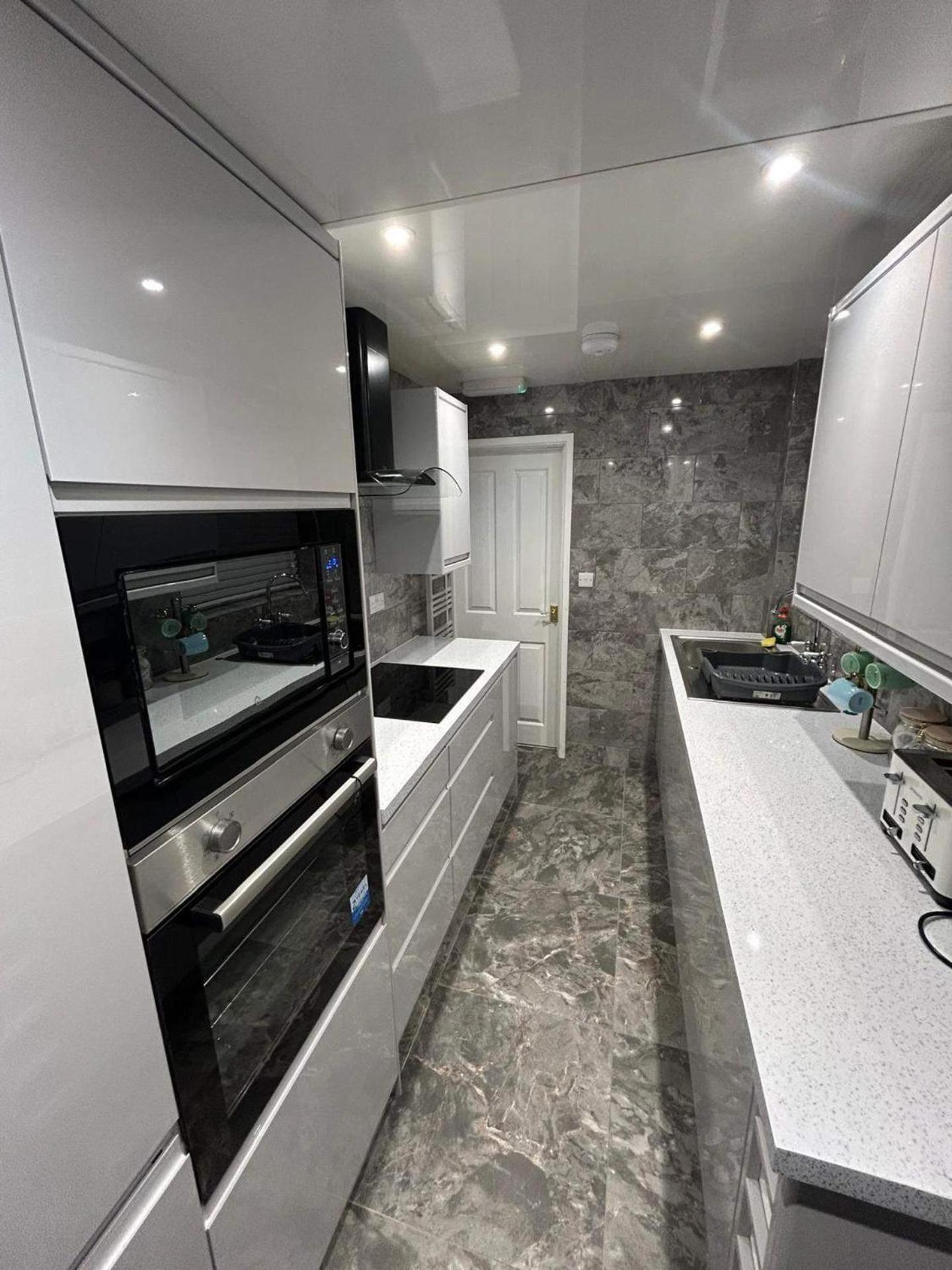 Vakantiehuis Housesleeps9-fireplace-garden-bbq-tv