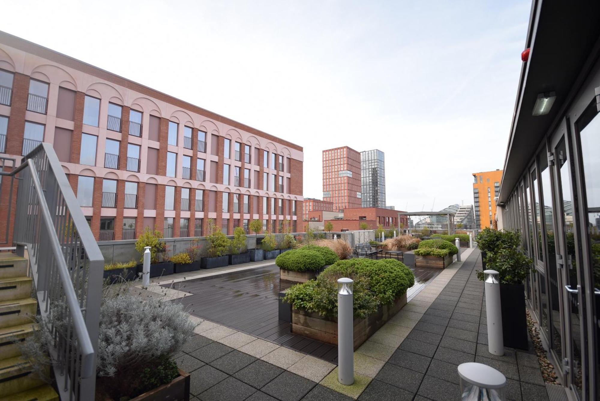 Life Top-floor 2-bed 1-bath In Ancoats Apartment *