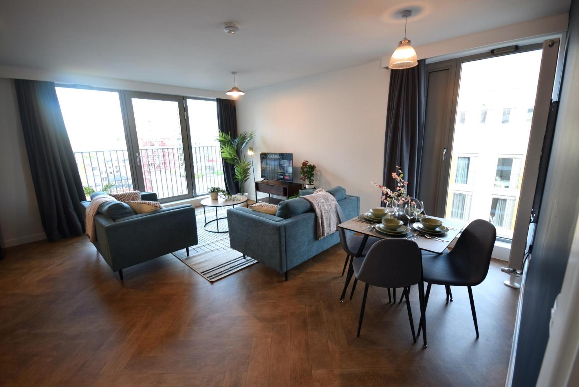 Apartment Life Top-floor 2-bed 1-bath In Ancoats