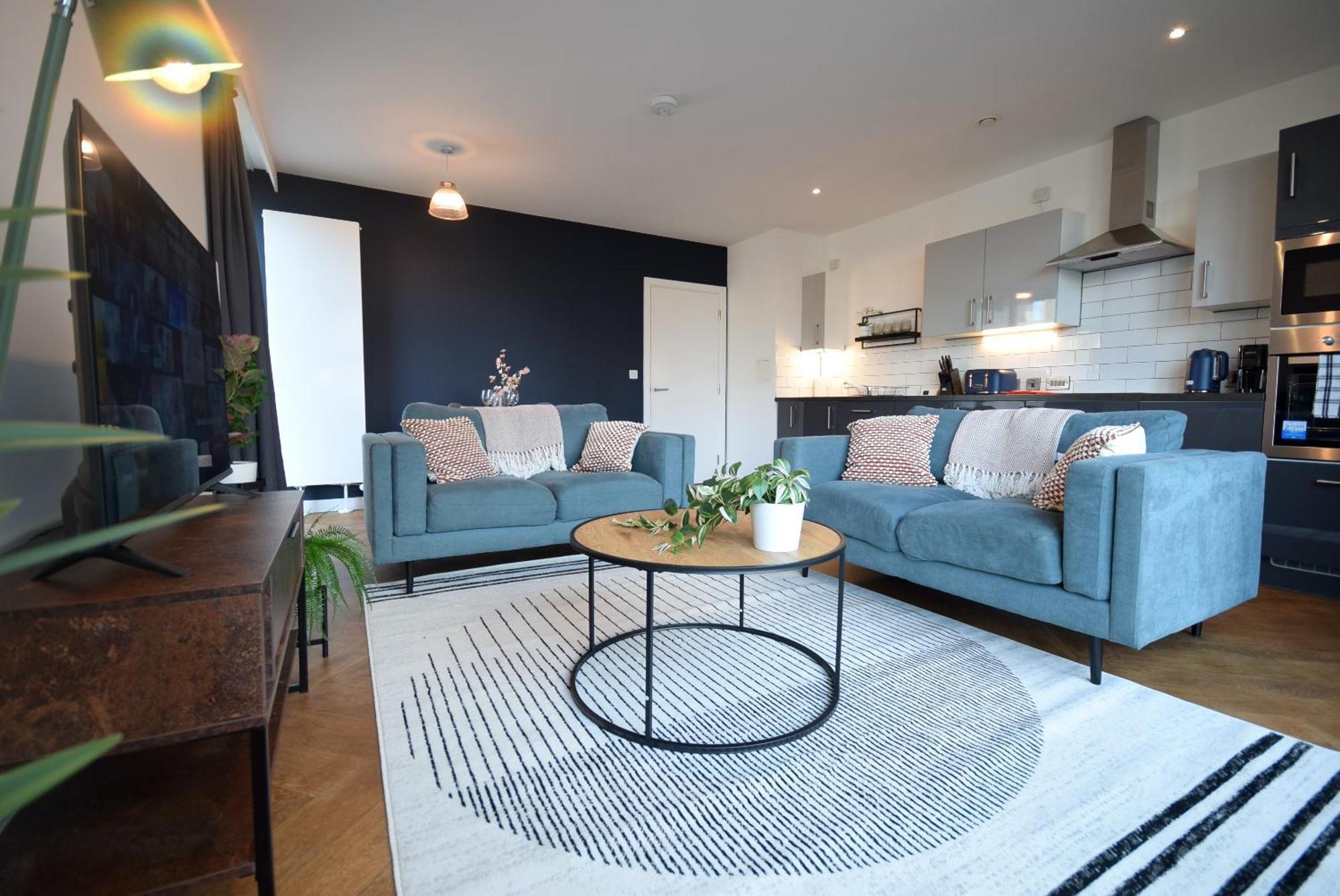 Apartment Life Top-floor 2-bed 1-bath In Ancoats *