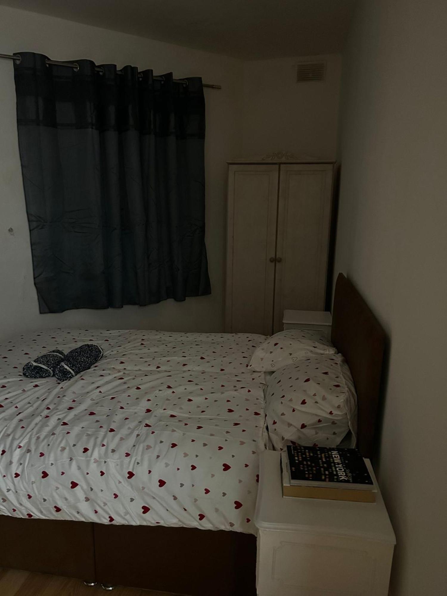 Stunning 4bedrooms Flat *